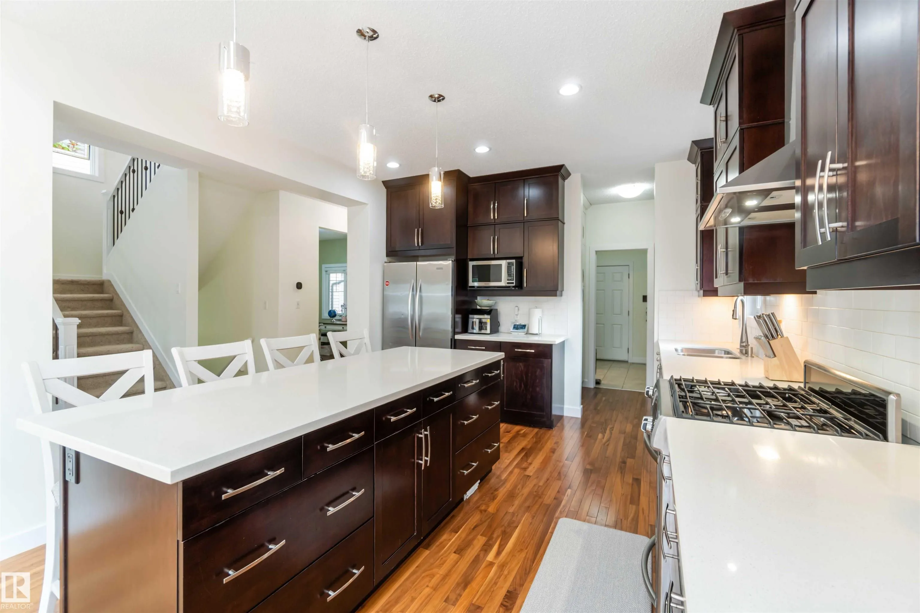 6719 SPEAKER Place