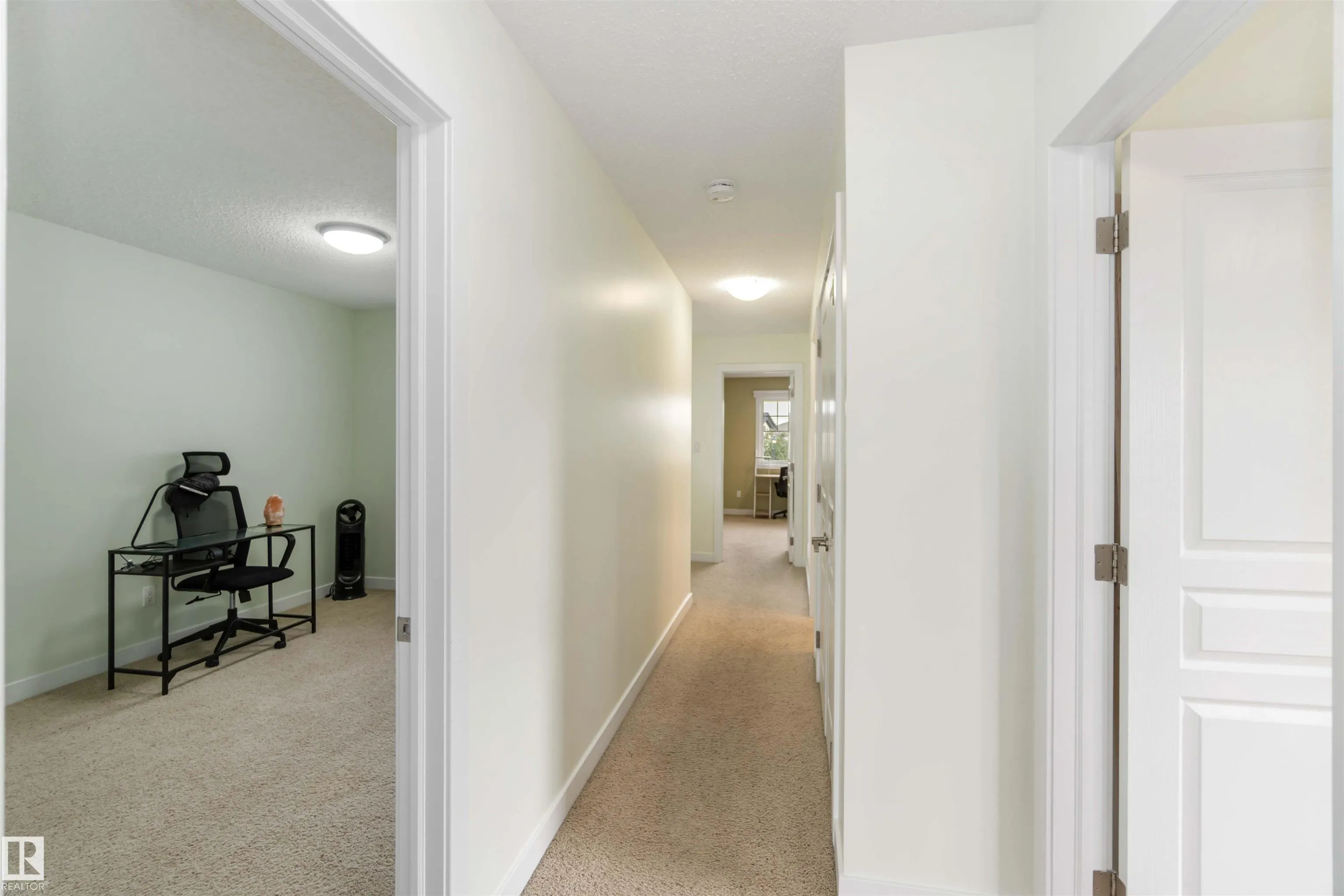 6719 SPEAKER Place