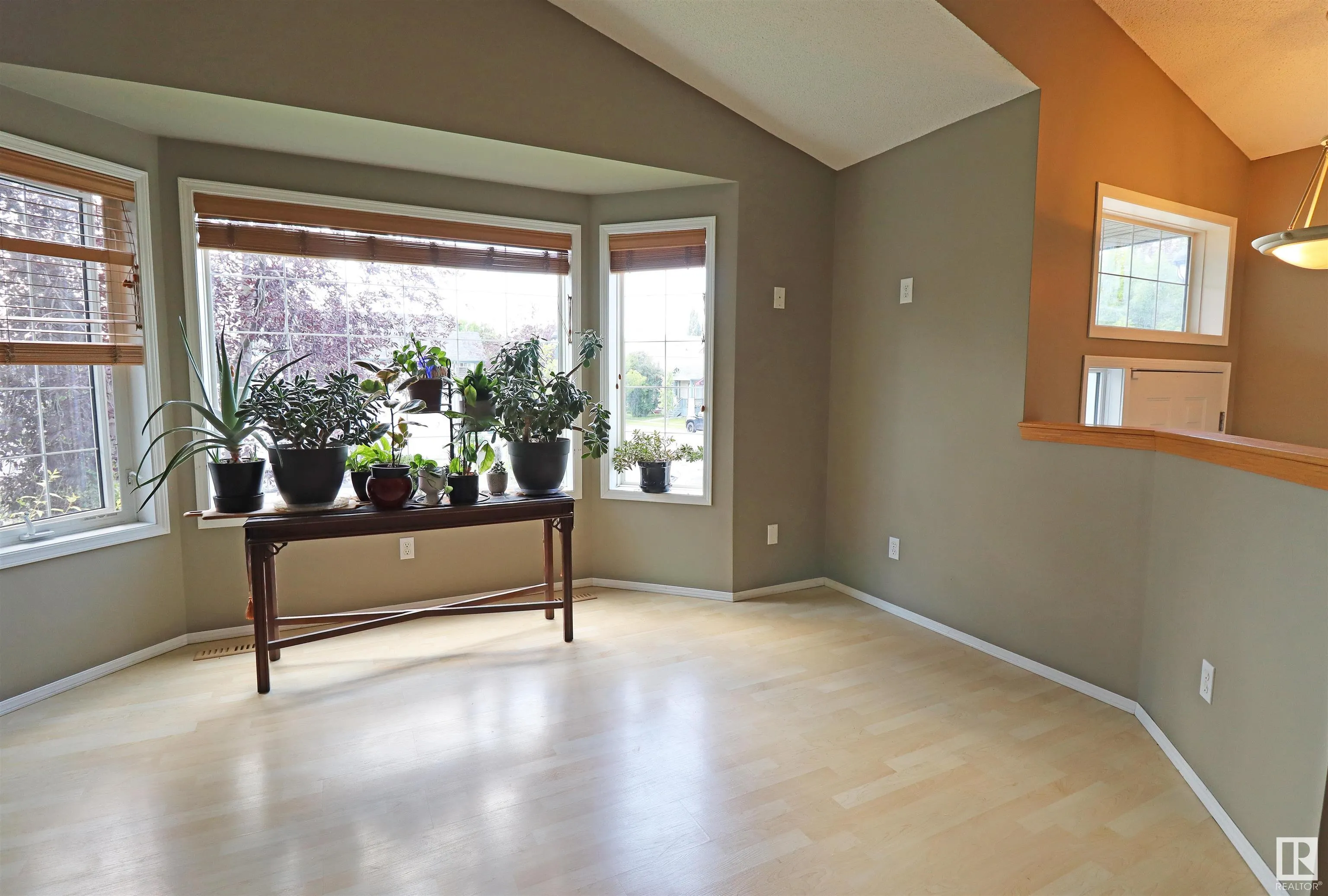 1778 Turvey Bend
