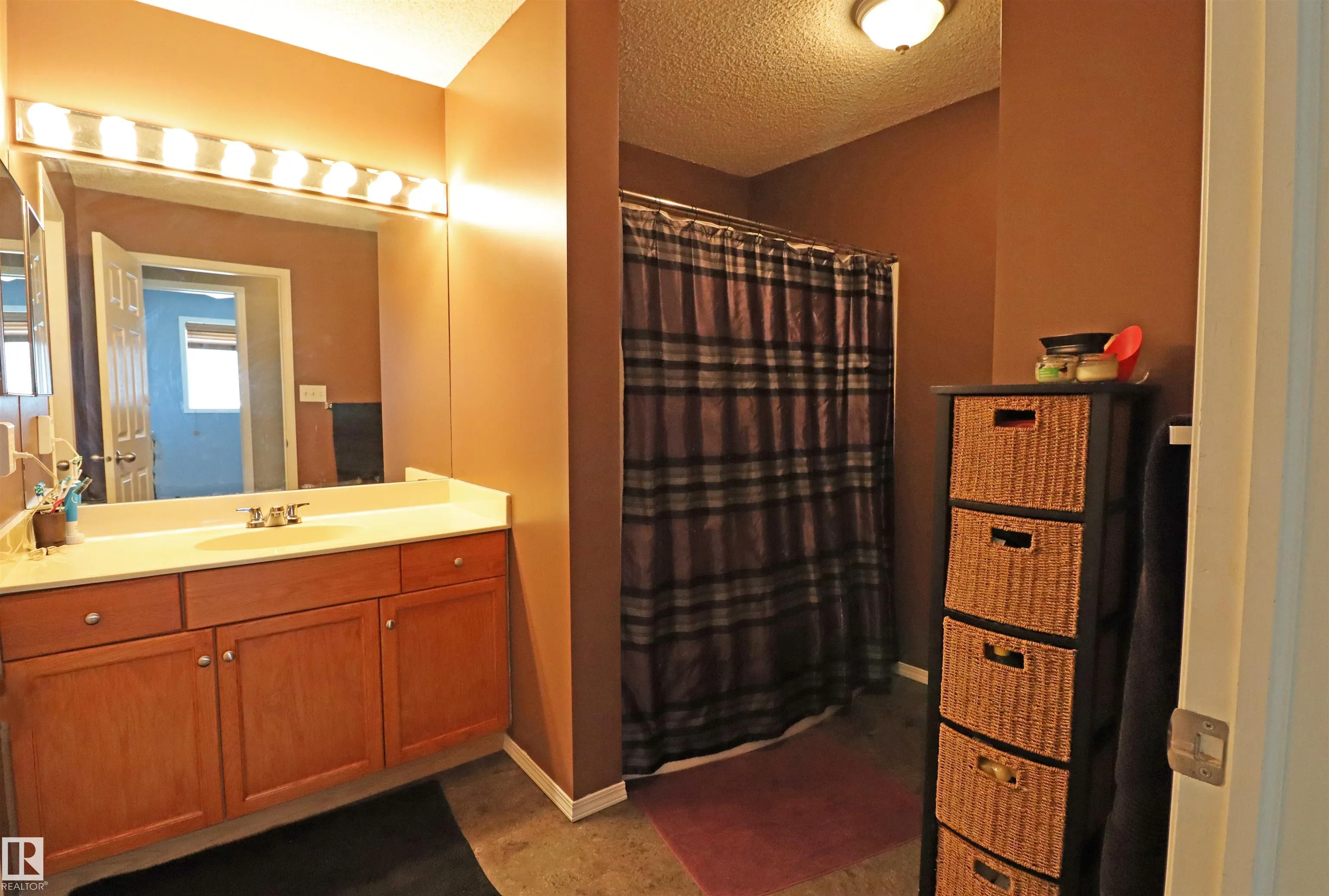 1778 Turvey Bend