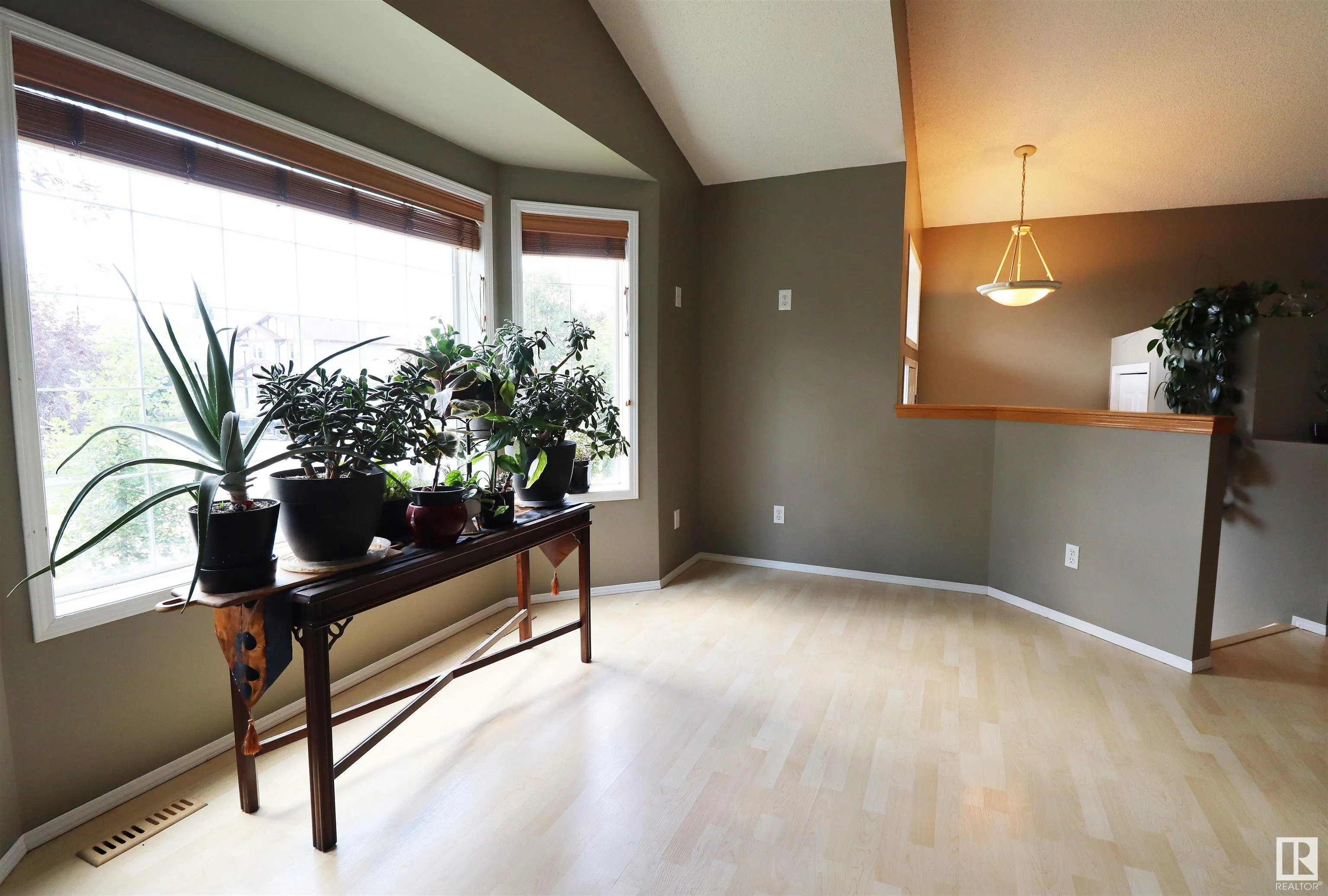 1778 Turvey Bend