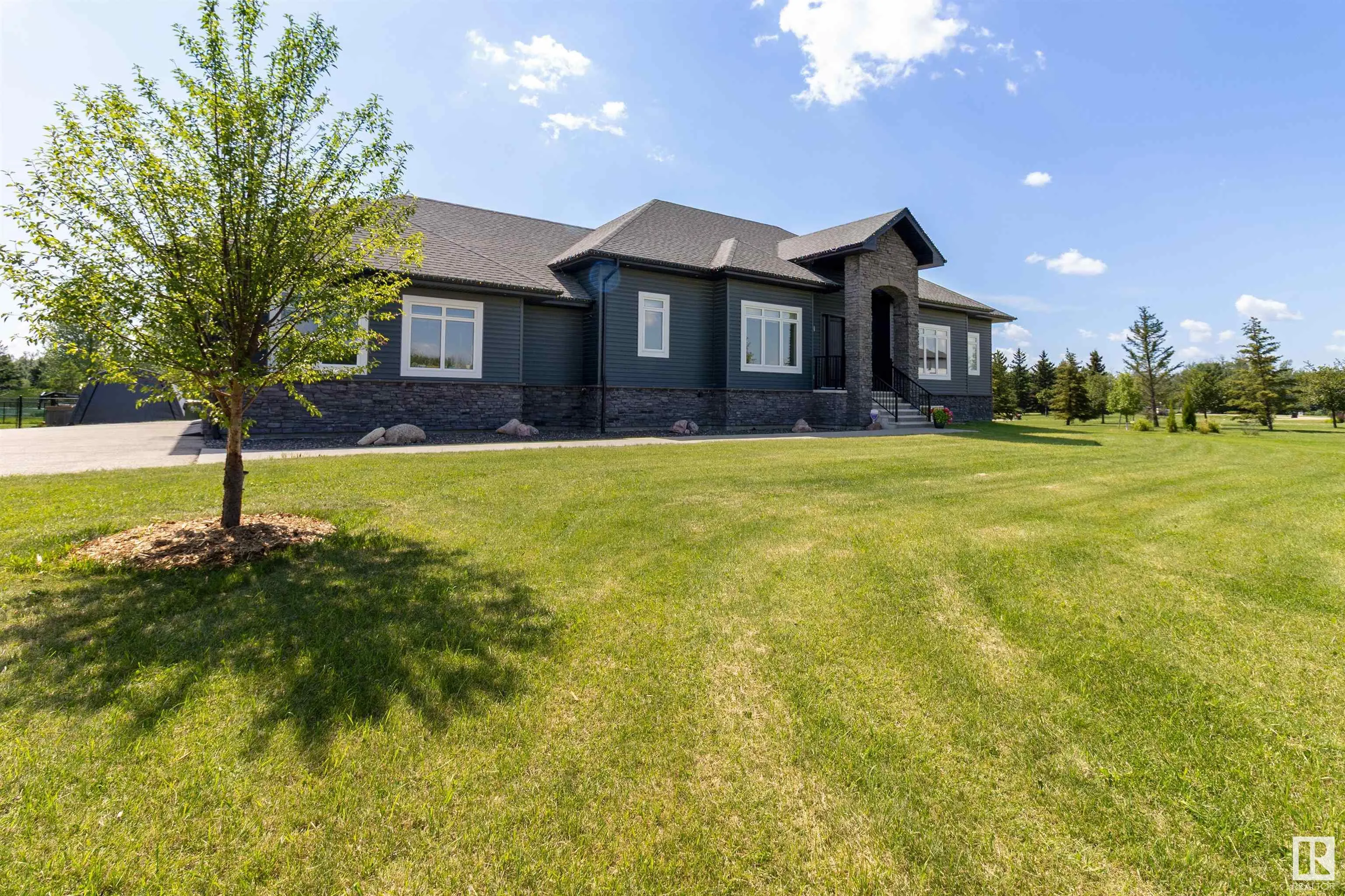 52422 RGE ROAD 224