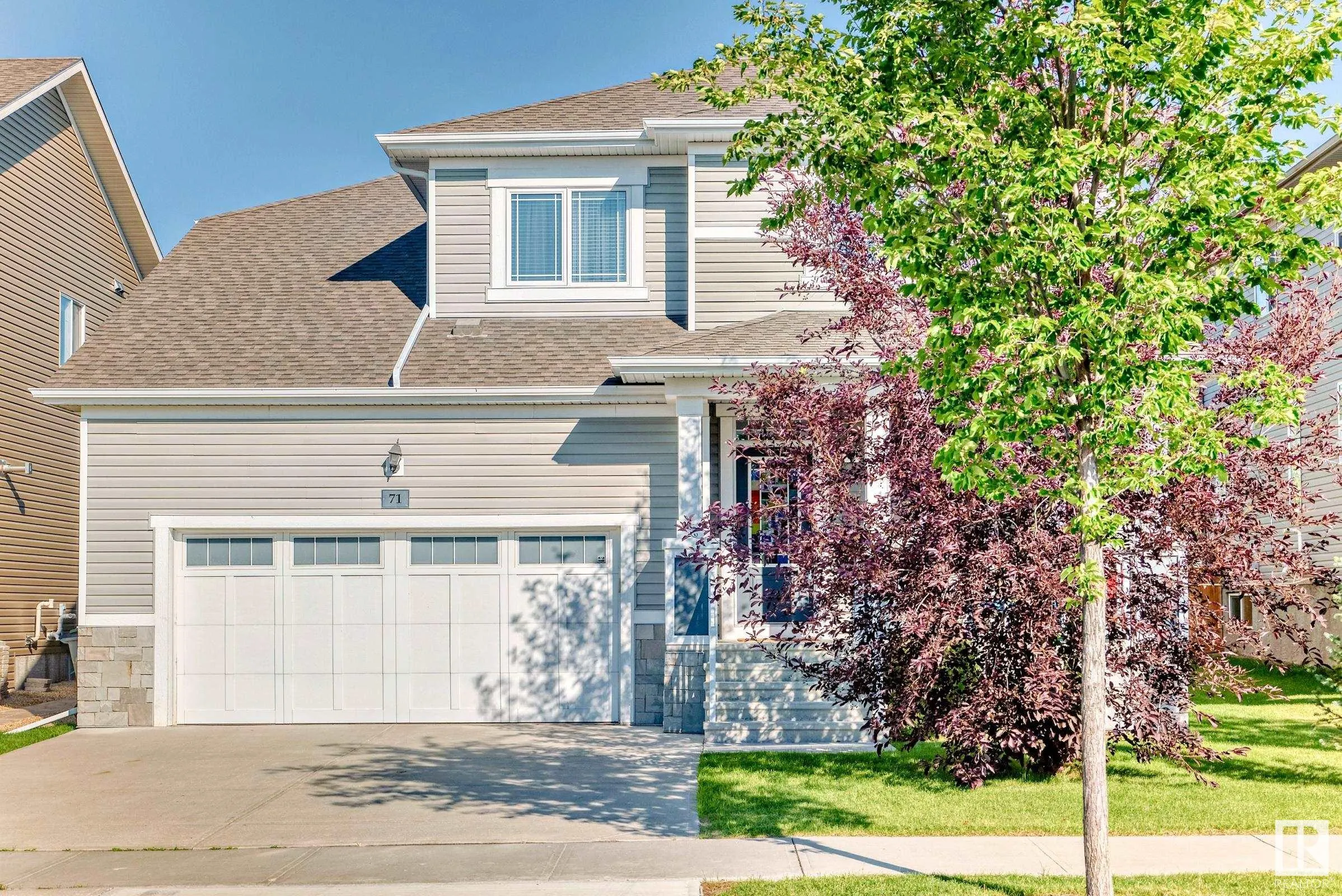 71 ROSEMOUNT Boulevard