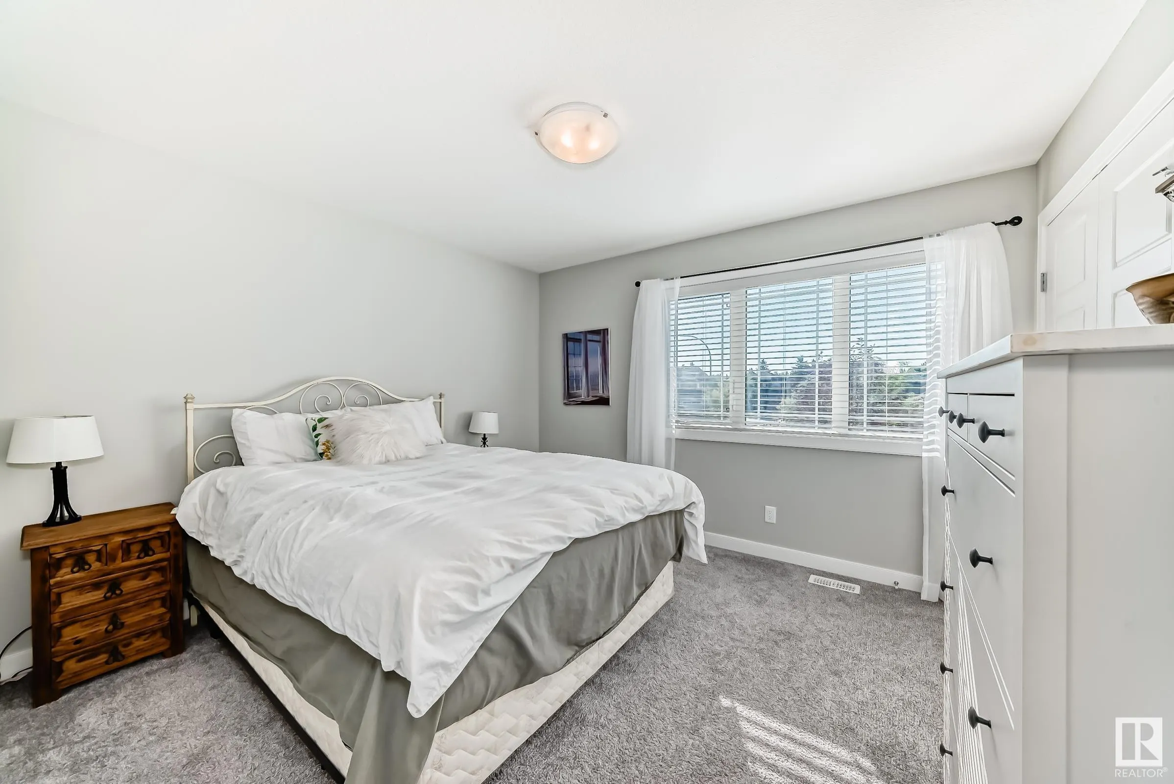 71 ROSEMOUNT Boulevard