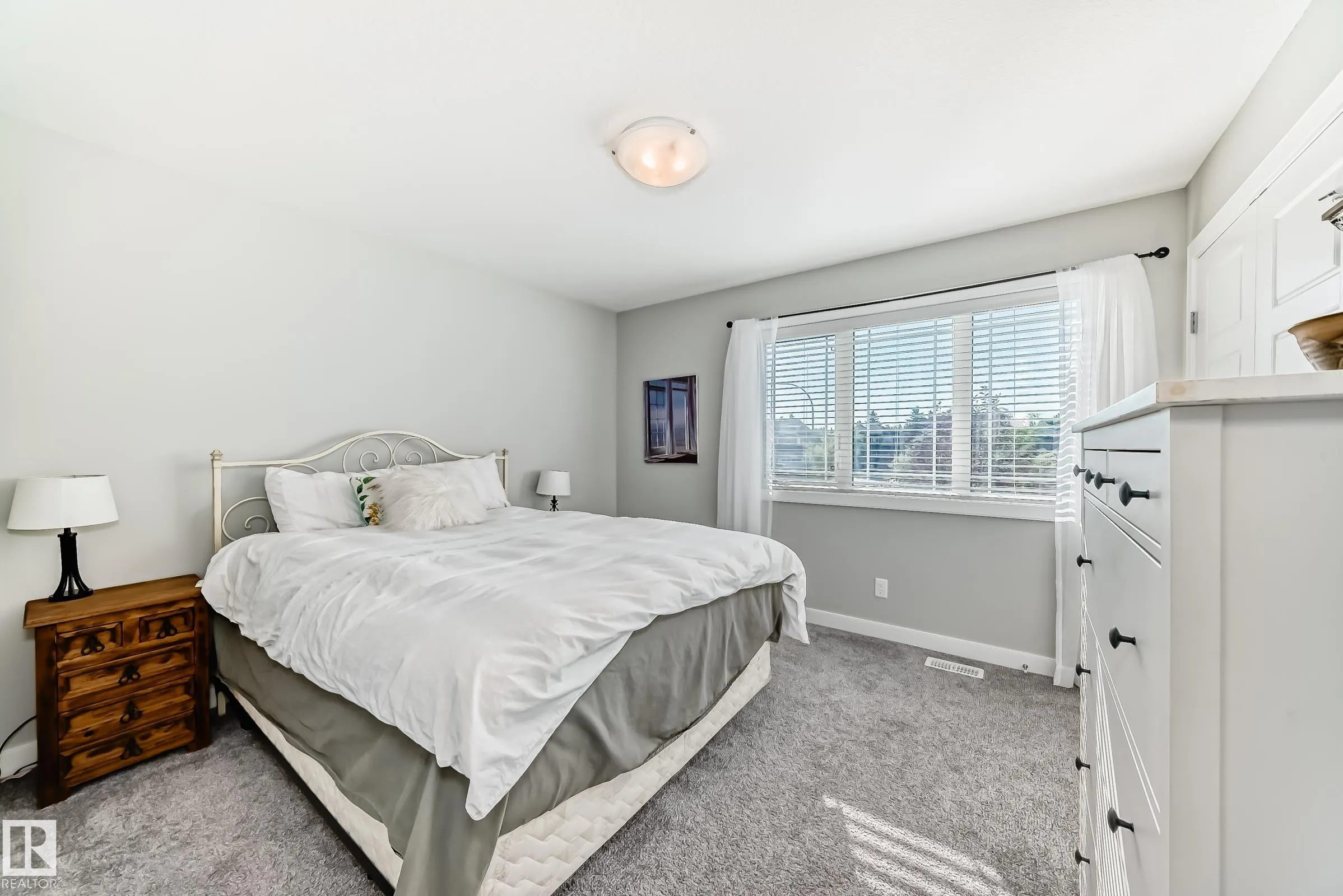 71 ROSEMOUNT Boulevard