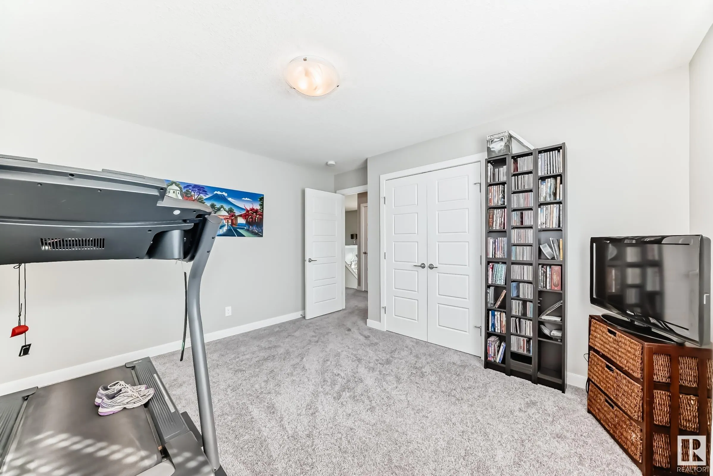 71 ROSEMOUNT Boulevard