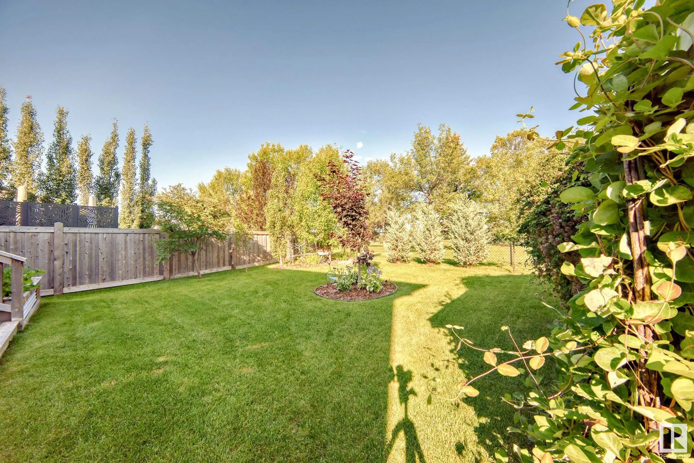 71 ROSEMOUNT Boulevard