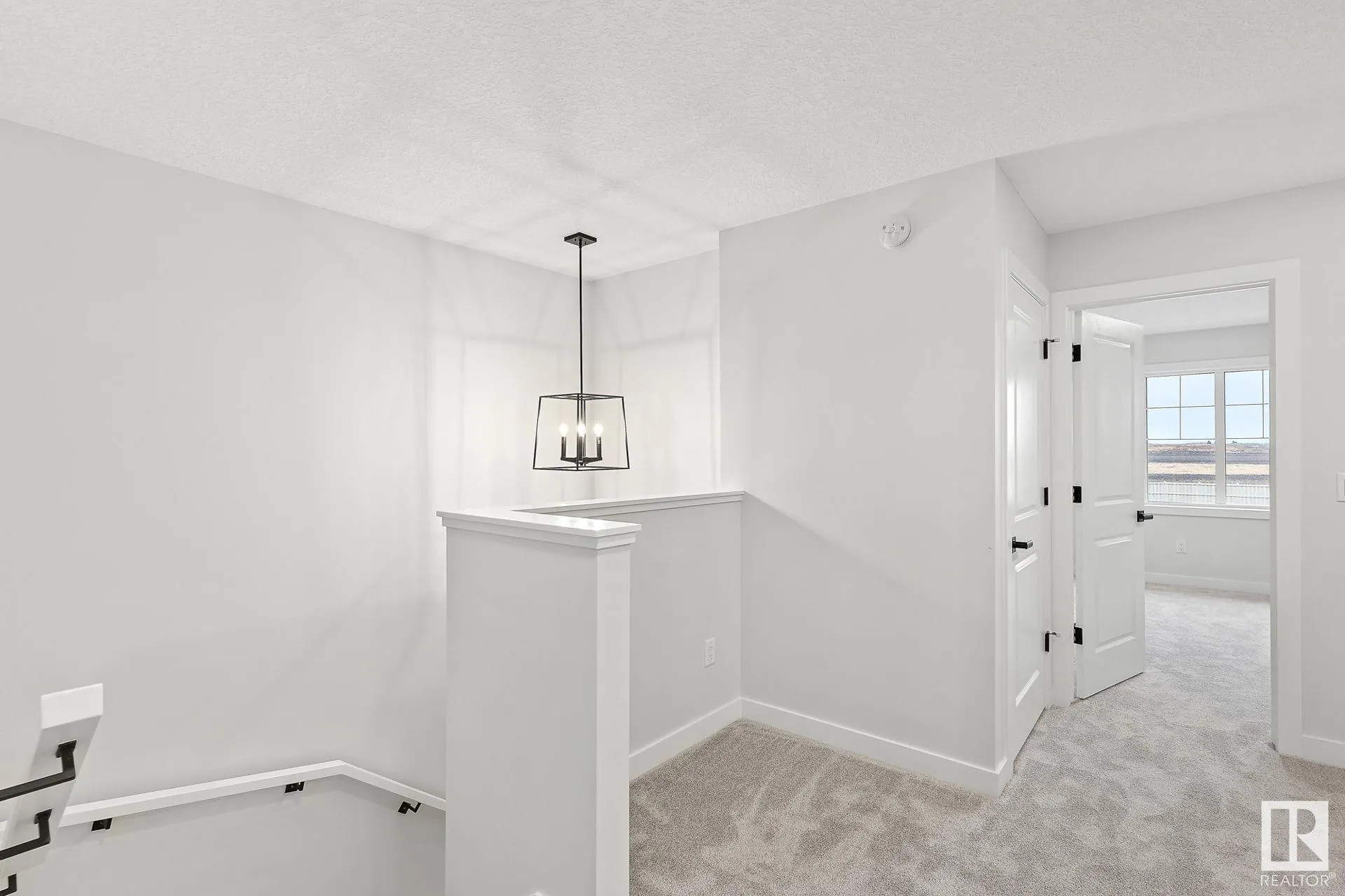 11 SERENO Lane