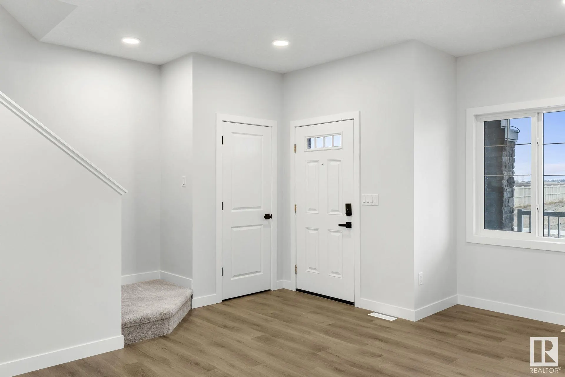 11 SERENO Lane