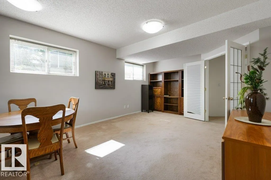42 IRONWOOD Drive