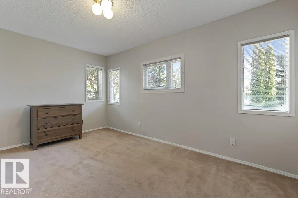 42 IRONWOOD Drive
