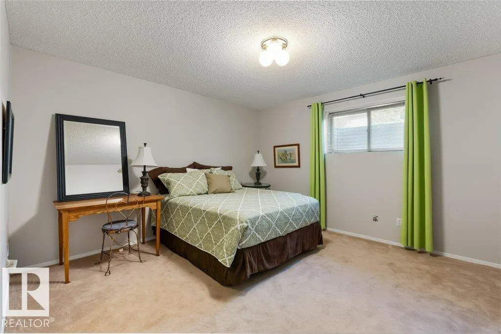 42 IRONWOOD Drive