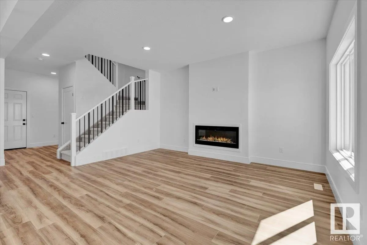 22 SERENO Lane