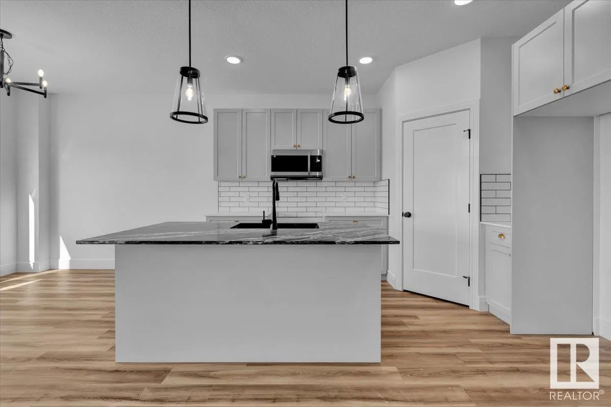 22 SERENO Lane