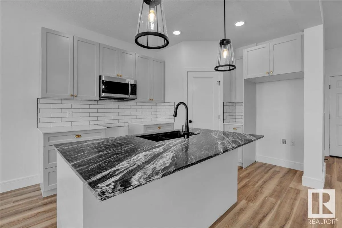22 SERENO Lane