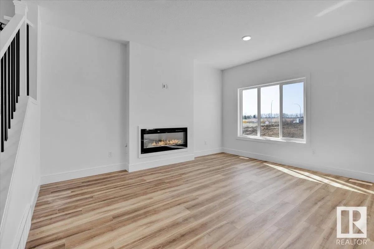 22 SERENO Lane