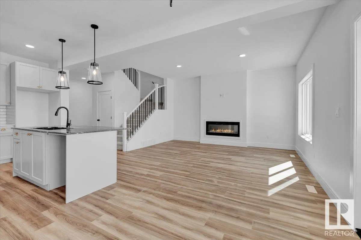 22 SERENO Lane