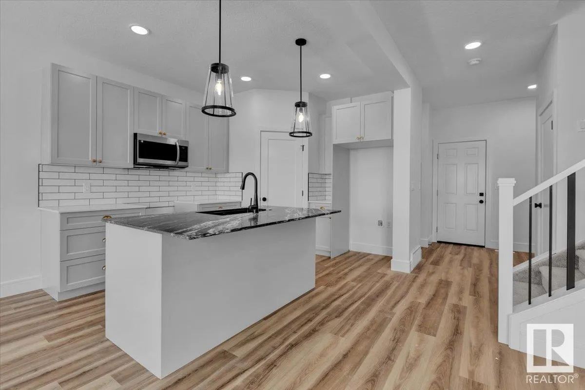 22 SERENO Lane