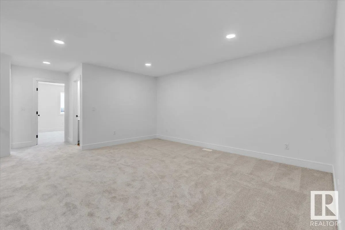 22 SERENO Lane