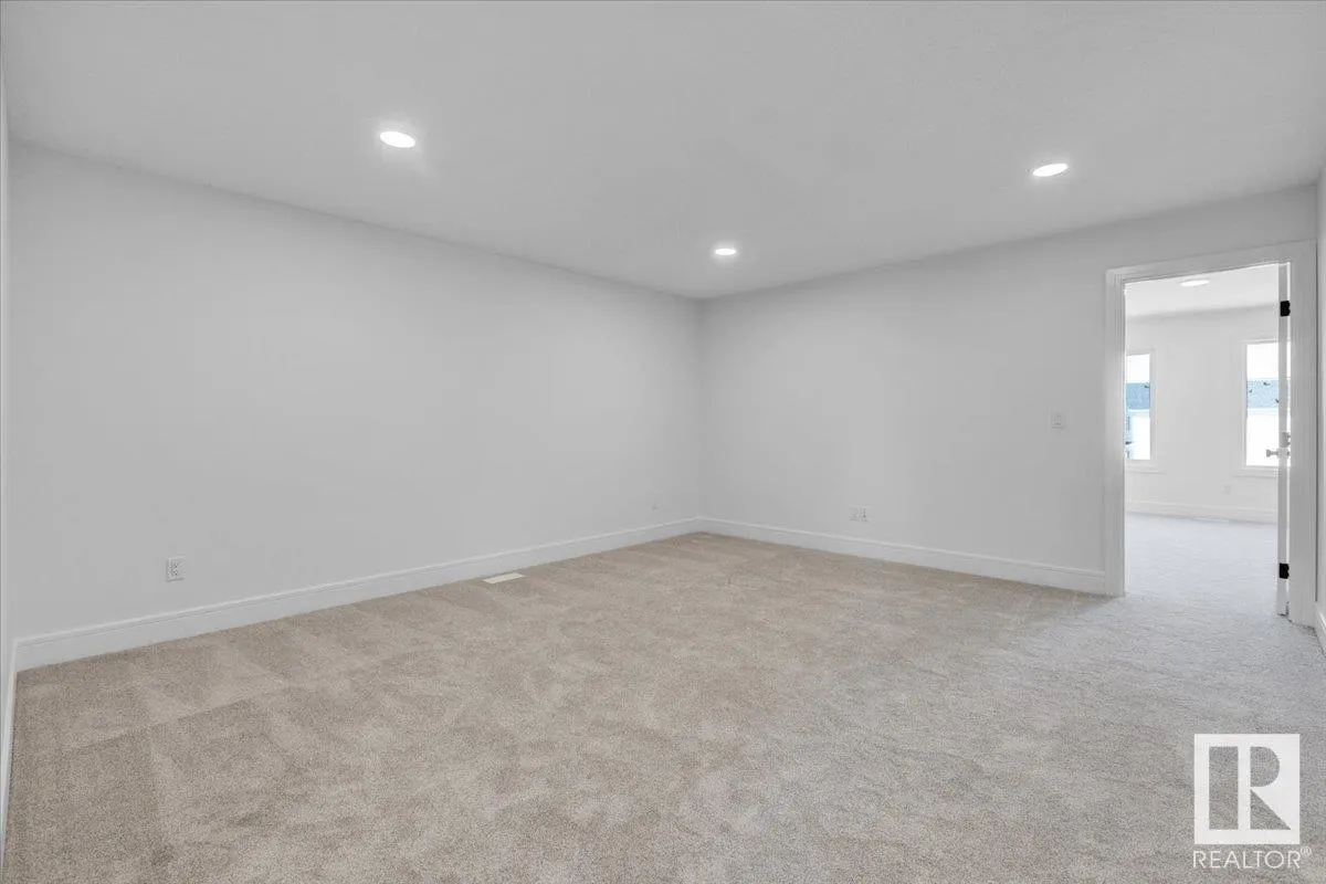 167 Caledon Crescent