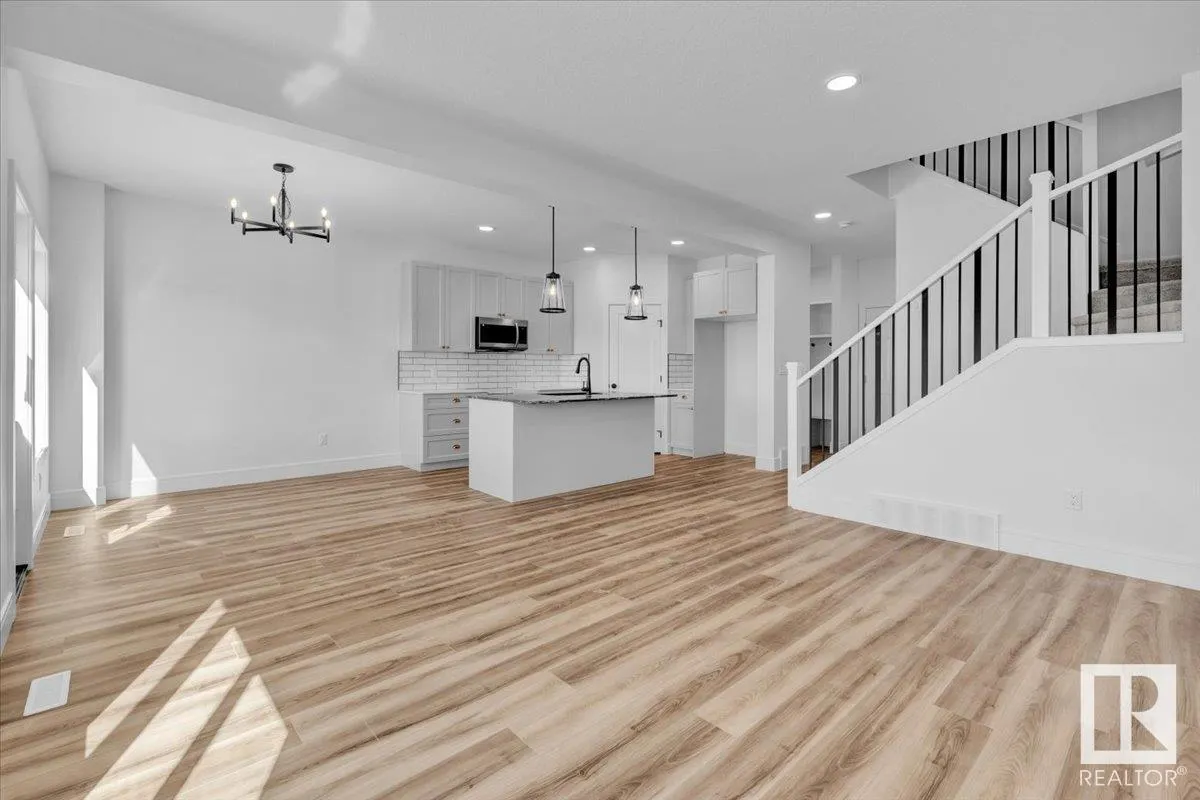 167 Caledon Crescent