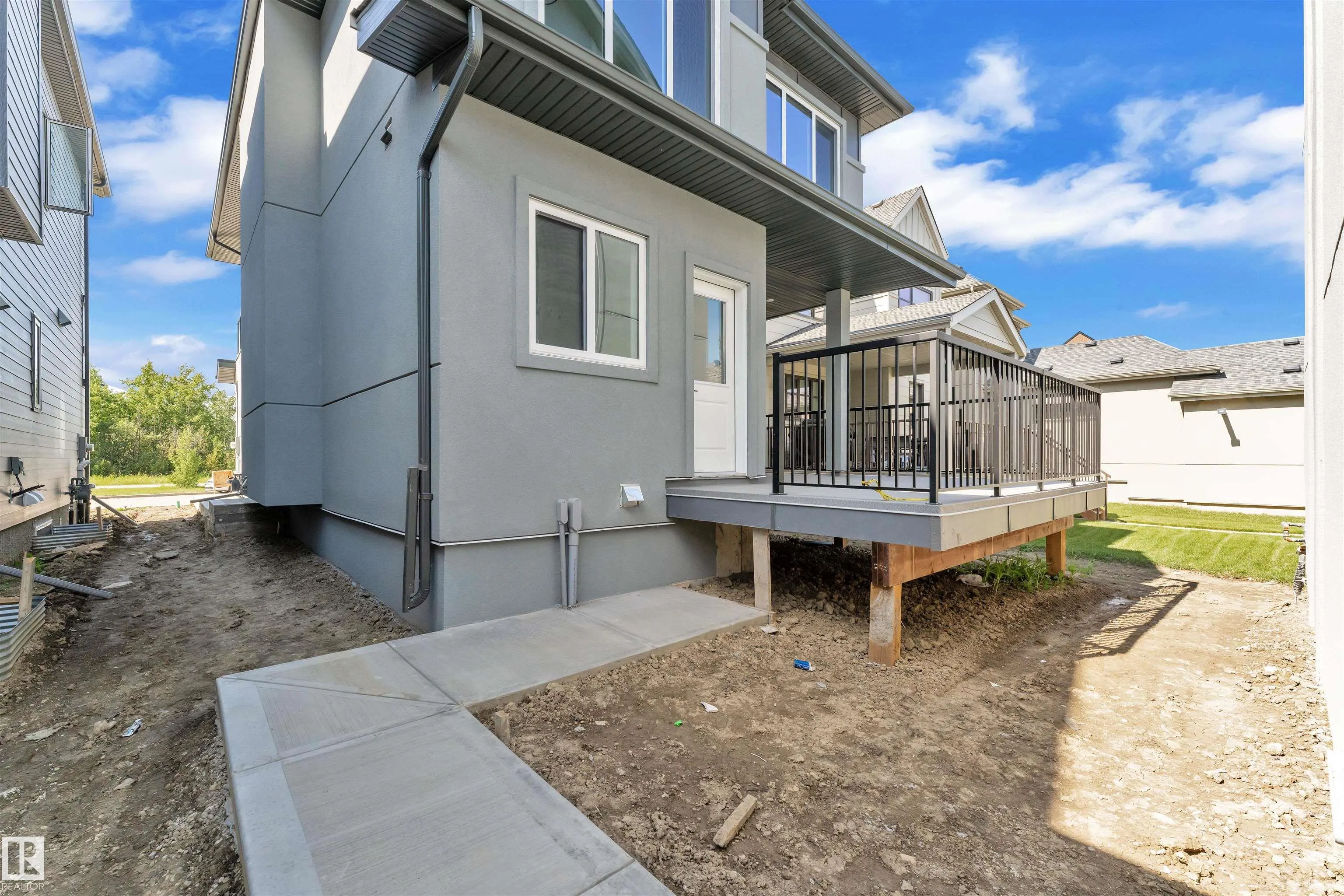6107 CRAWFORD Drive