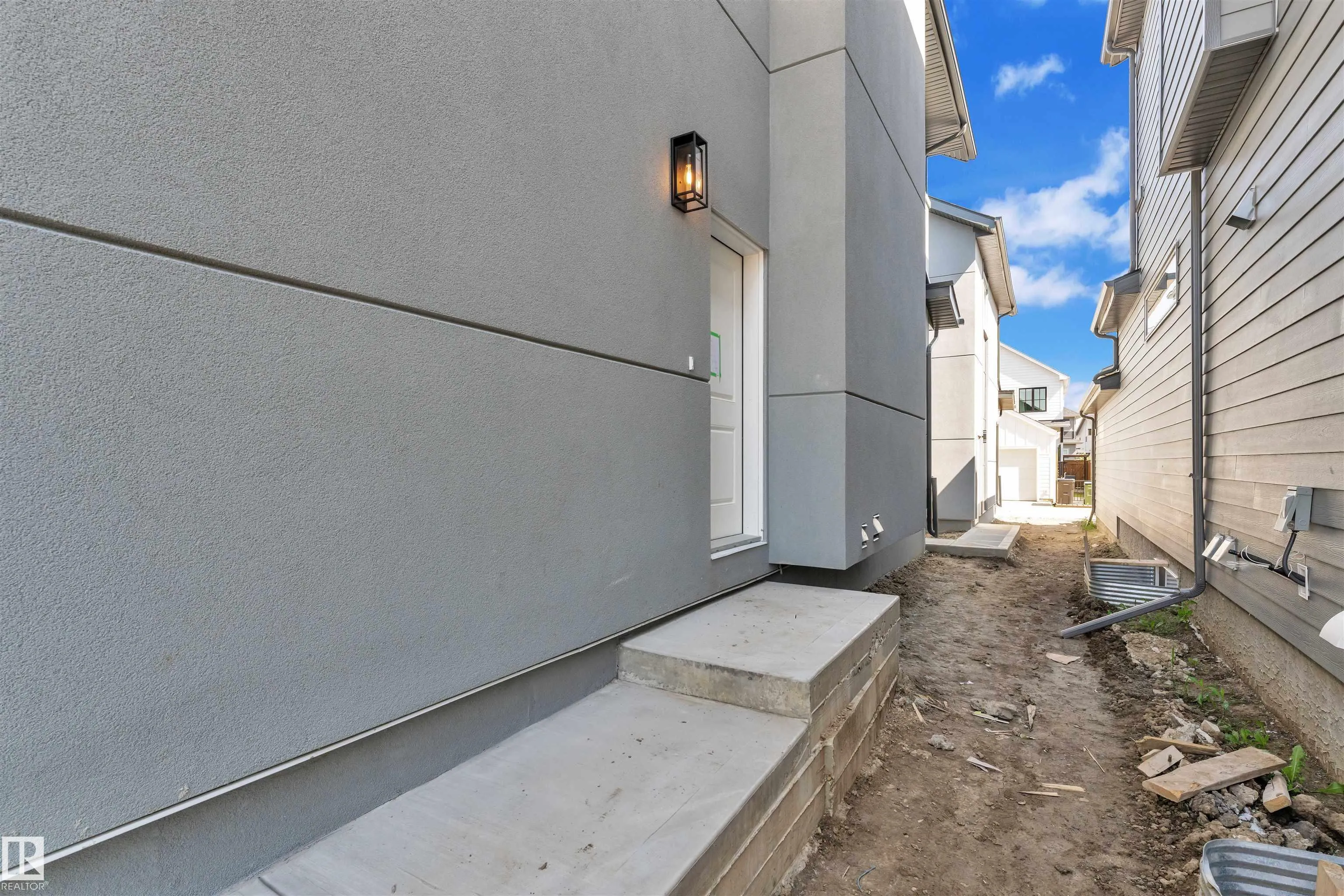 6107 CRAWFORD Drive