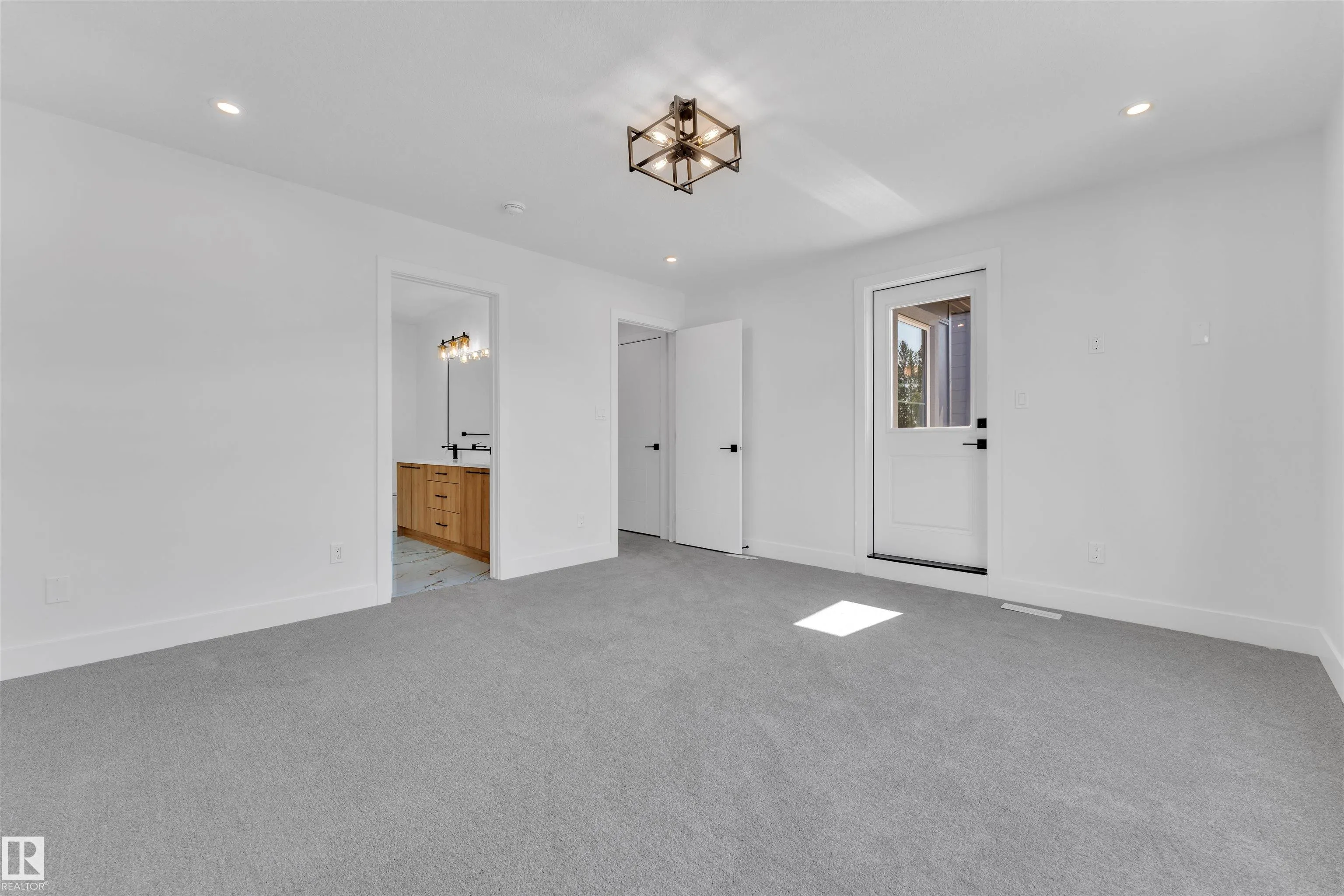 6107 CRAWFORD Drive