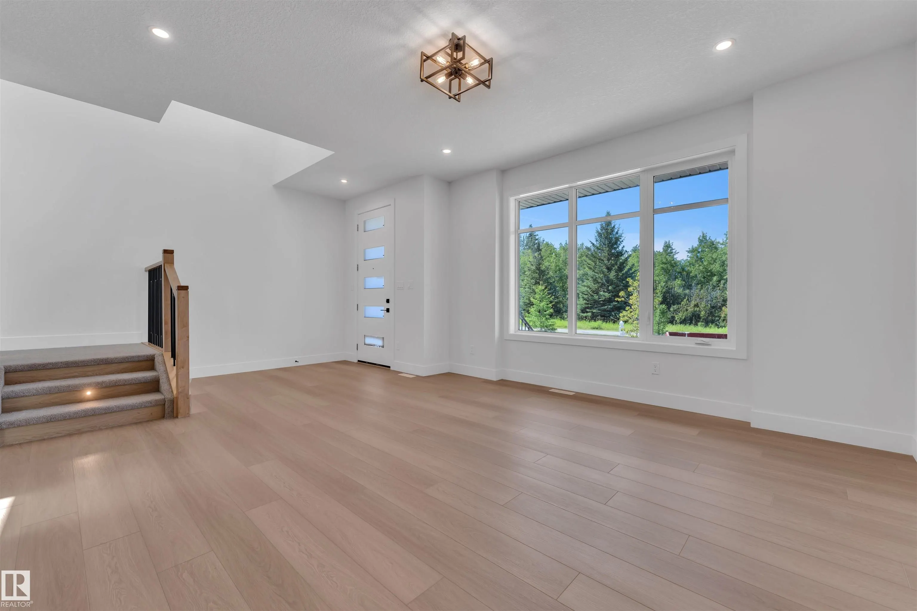 6107 CRAWFORD Drive