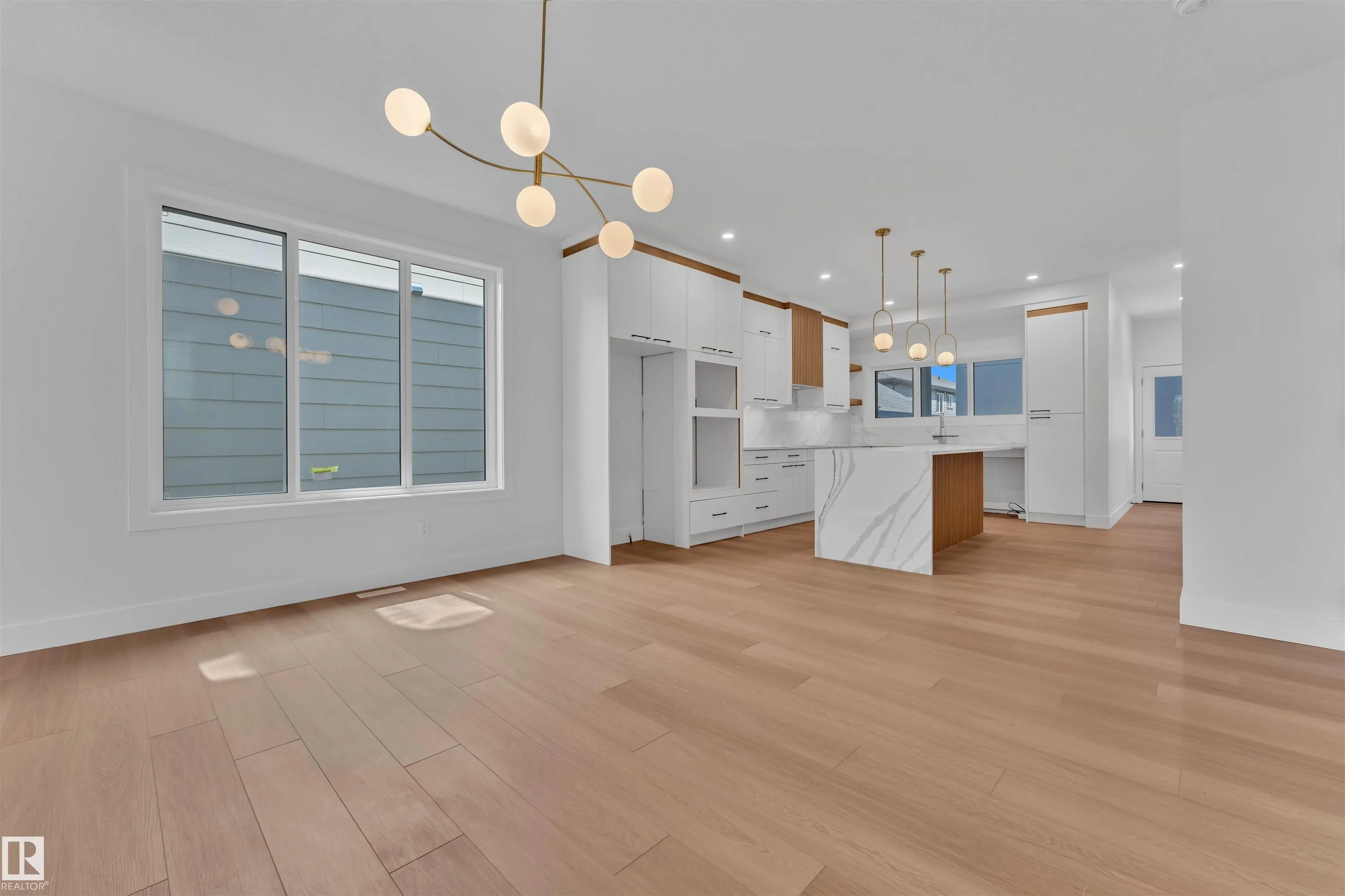6107 CRAWFORD Drive