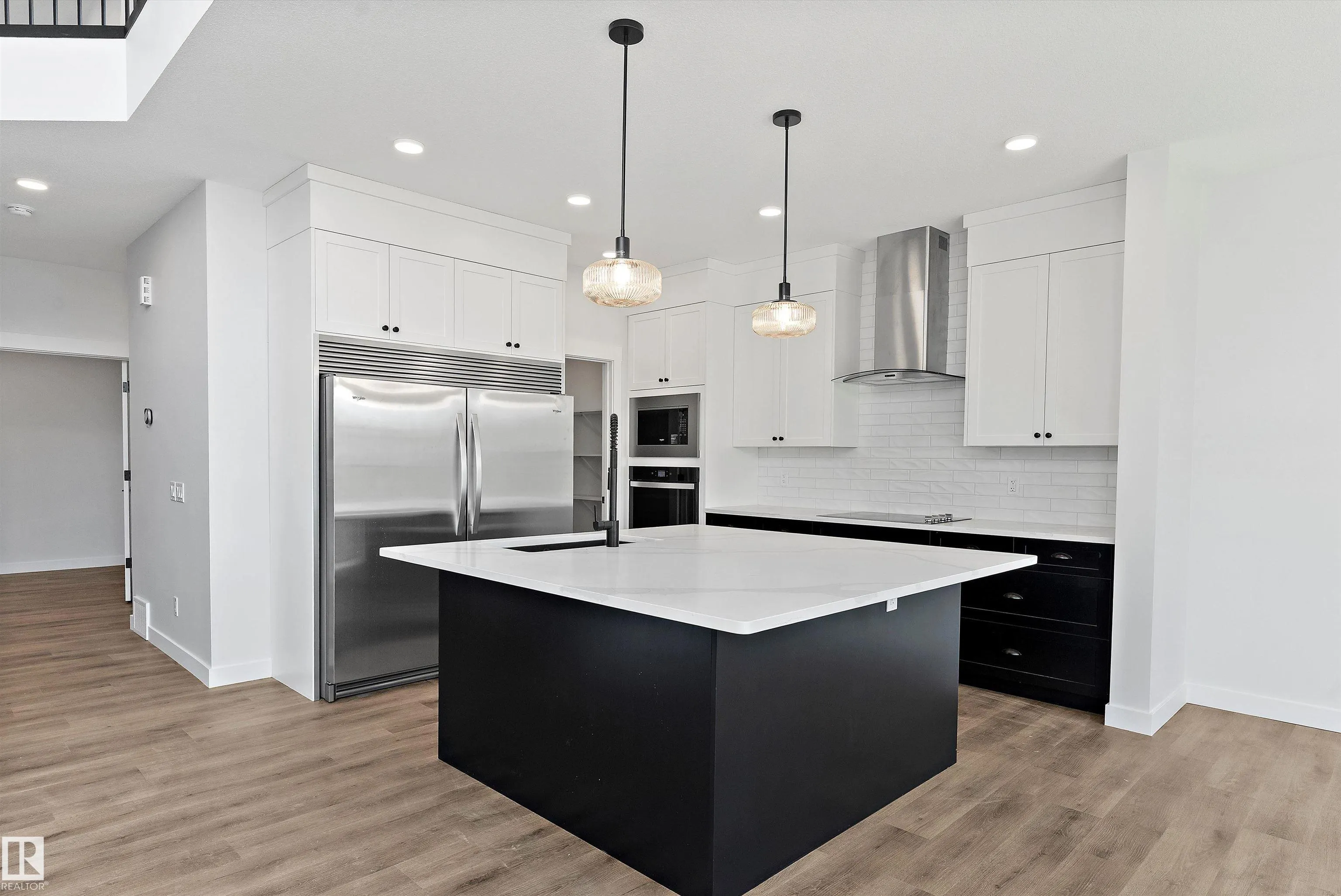 22 Newbury Circle
