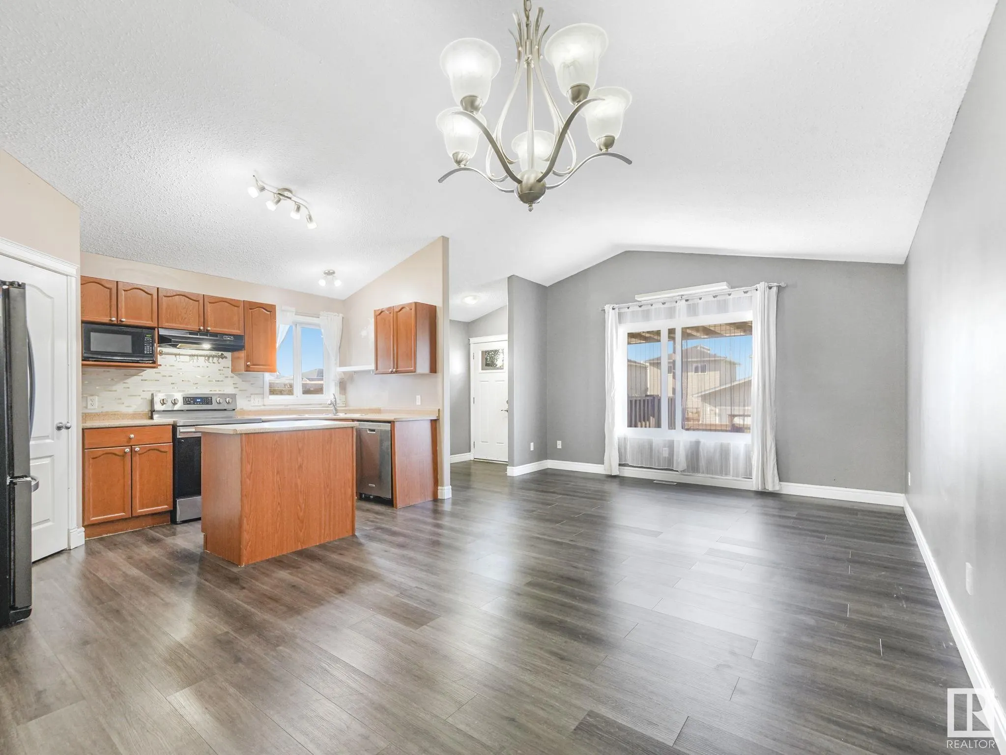 238 AVENA Circle