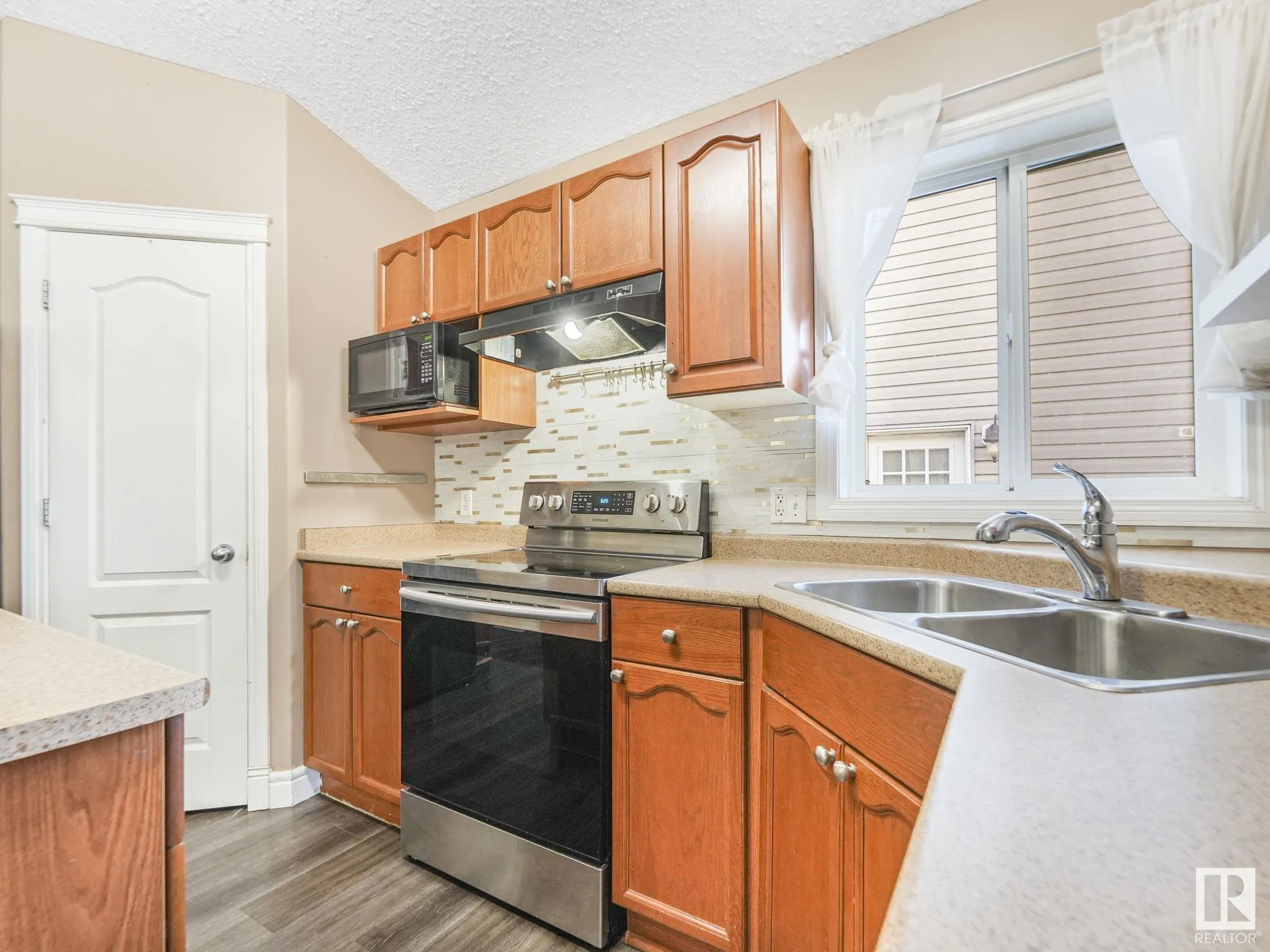 238 AVENA Circle
