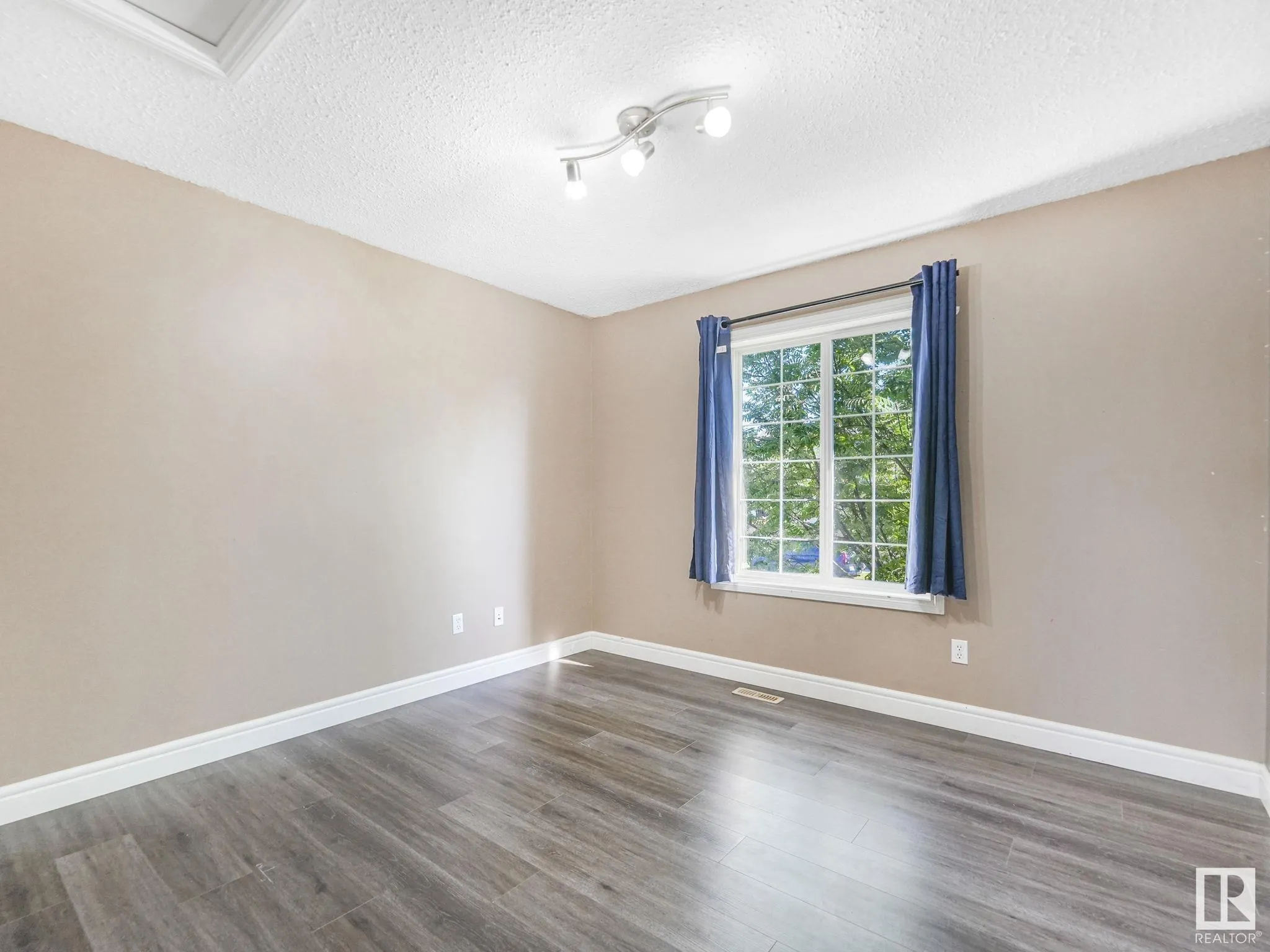 238 AVENA Circle