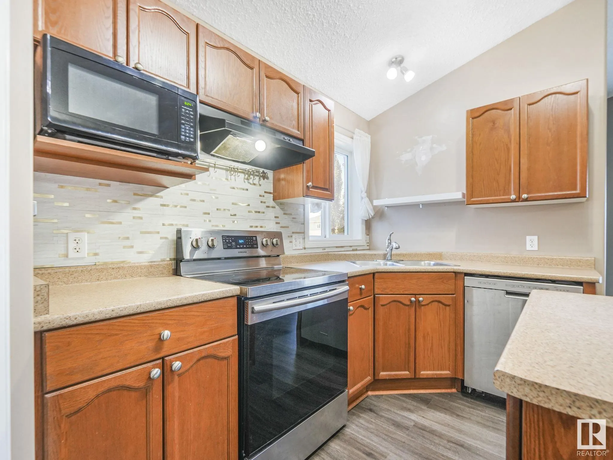 238 AVENA Circle