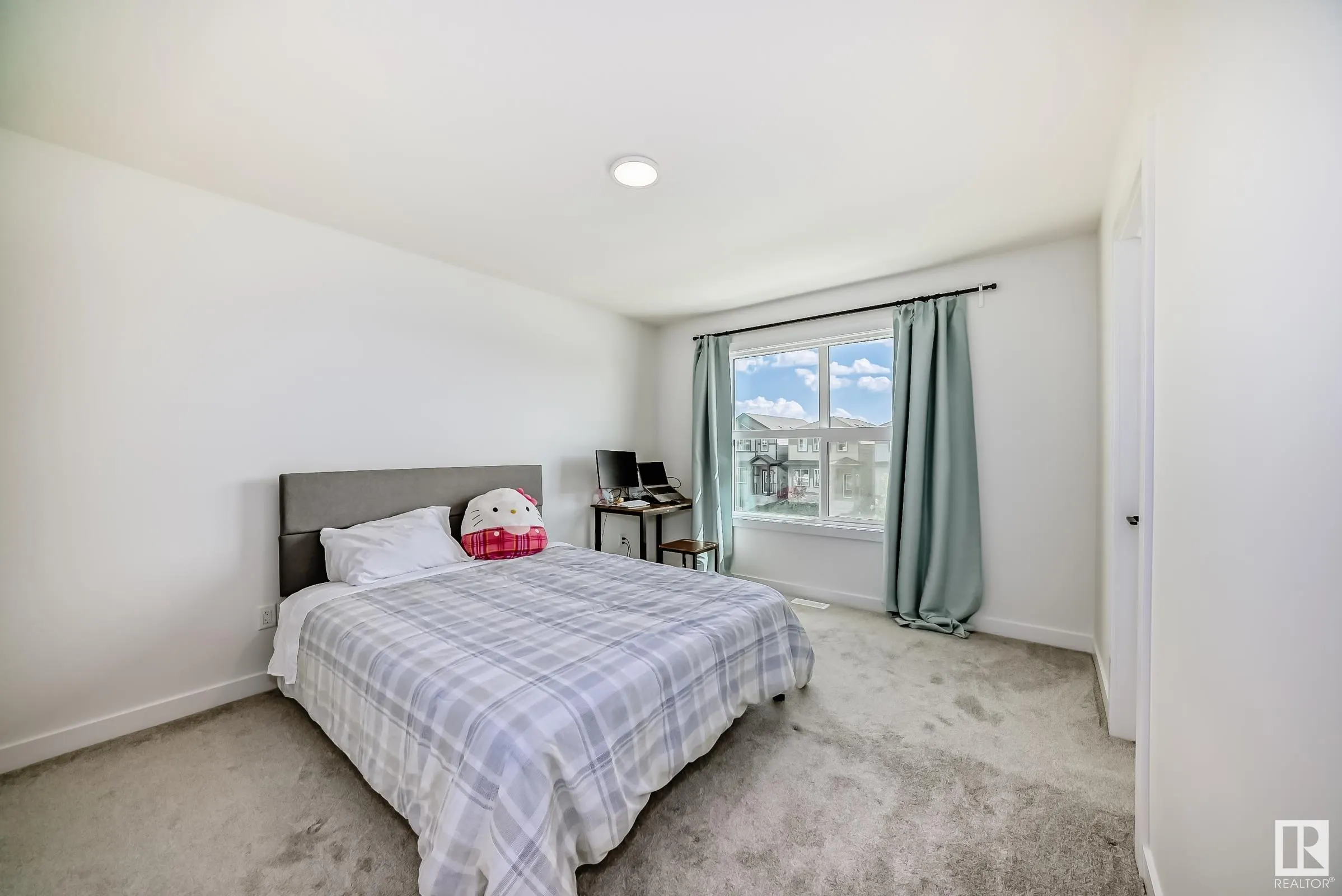 54 Sienna Blvd