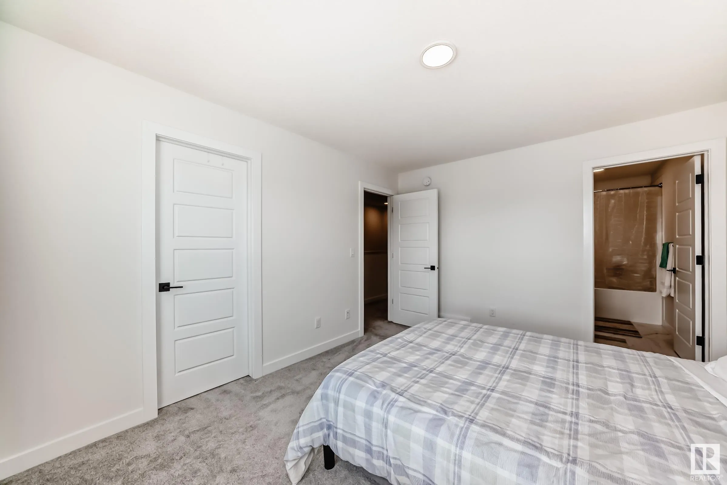 54 Sienna Blvd