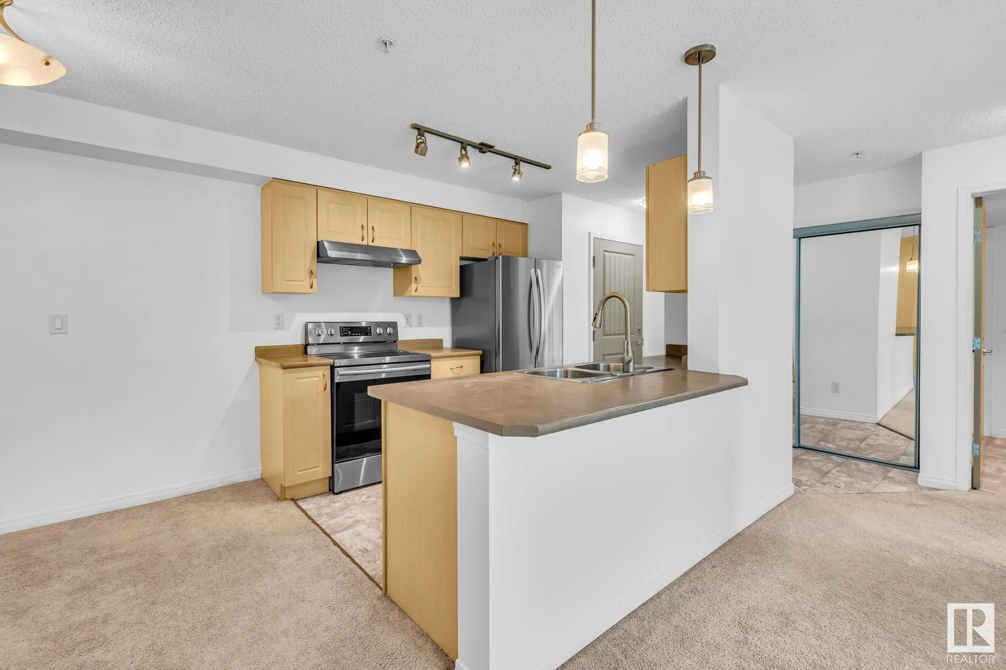 13907 136 Street