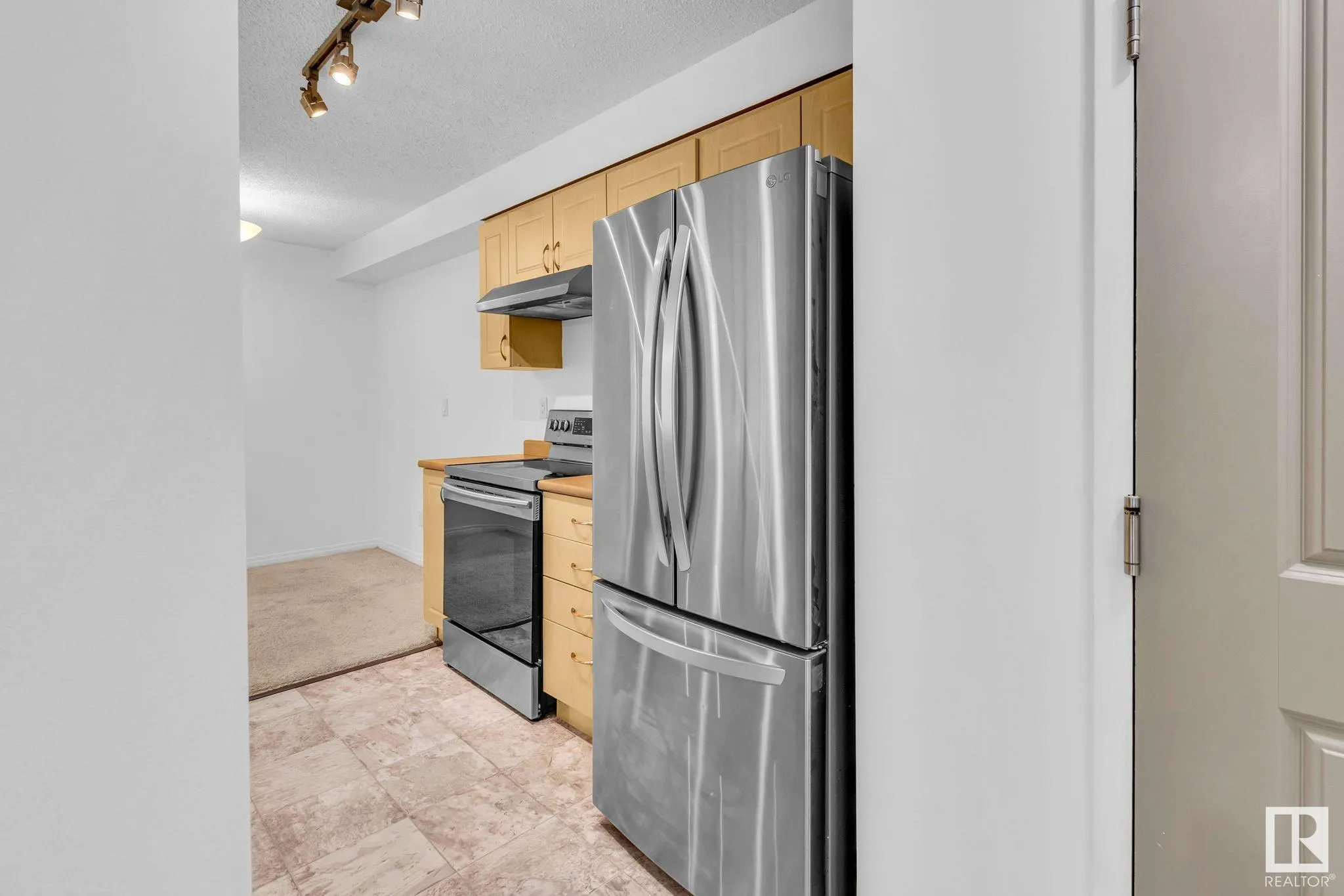 13907 136 Street