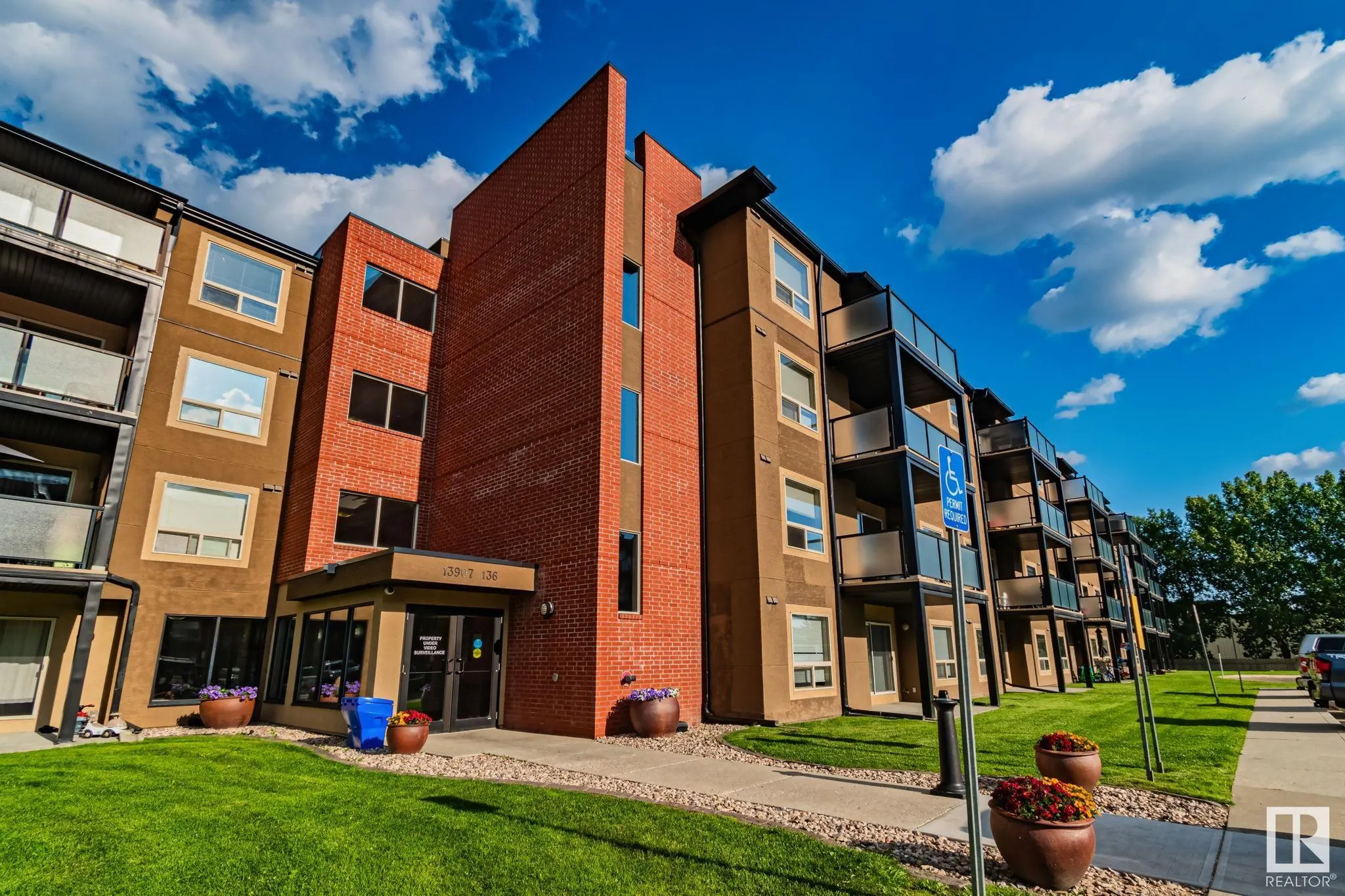 13907 136 Street