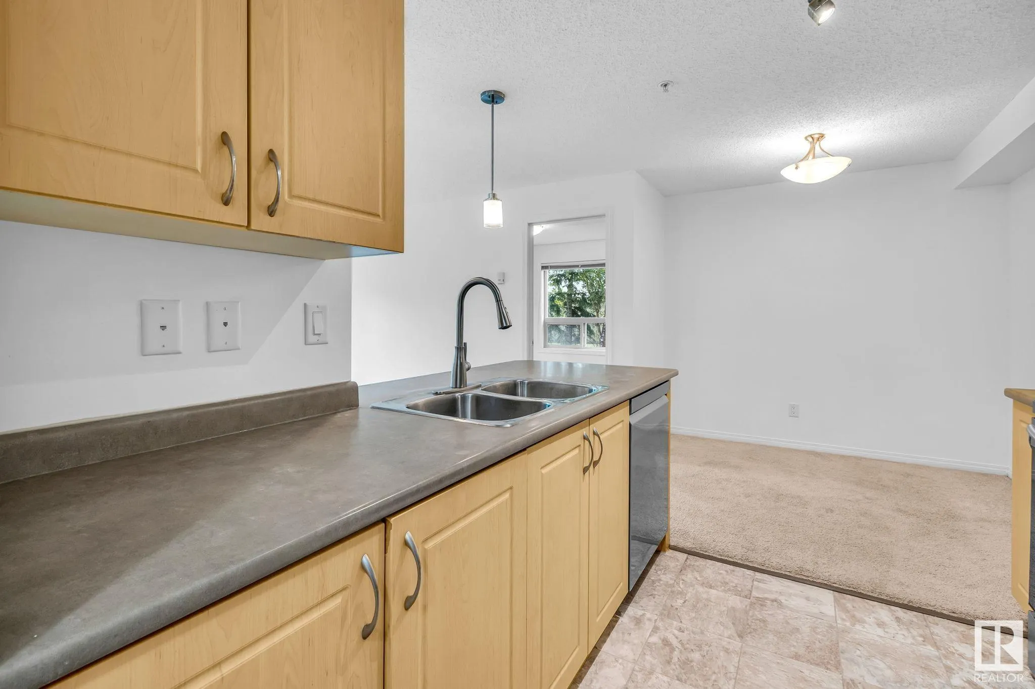 13907 136 Street