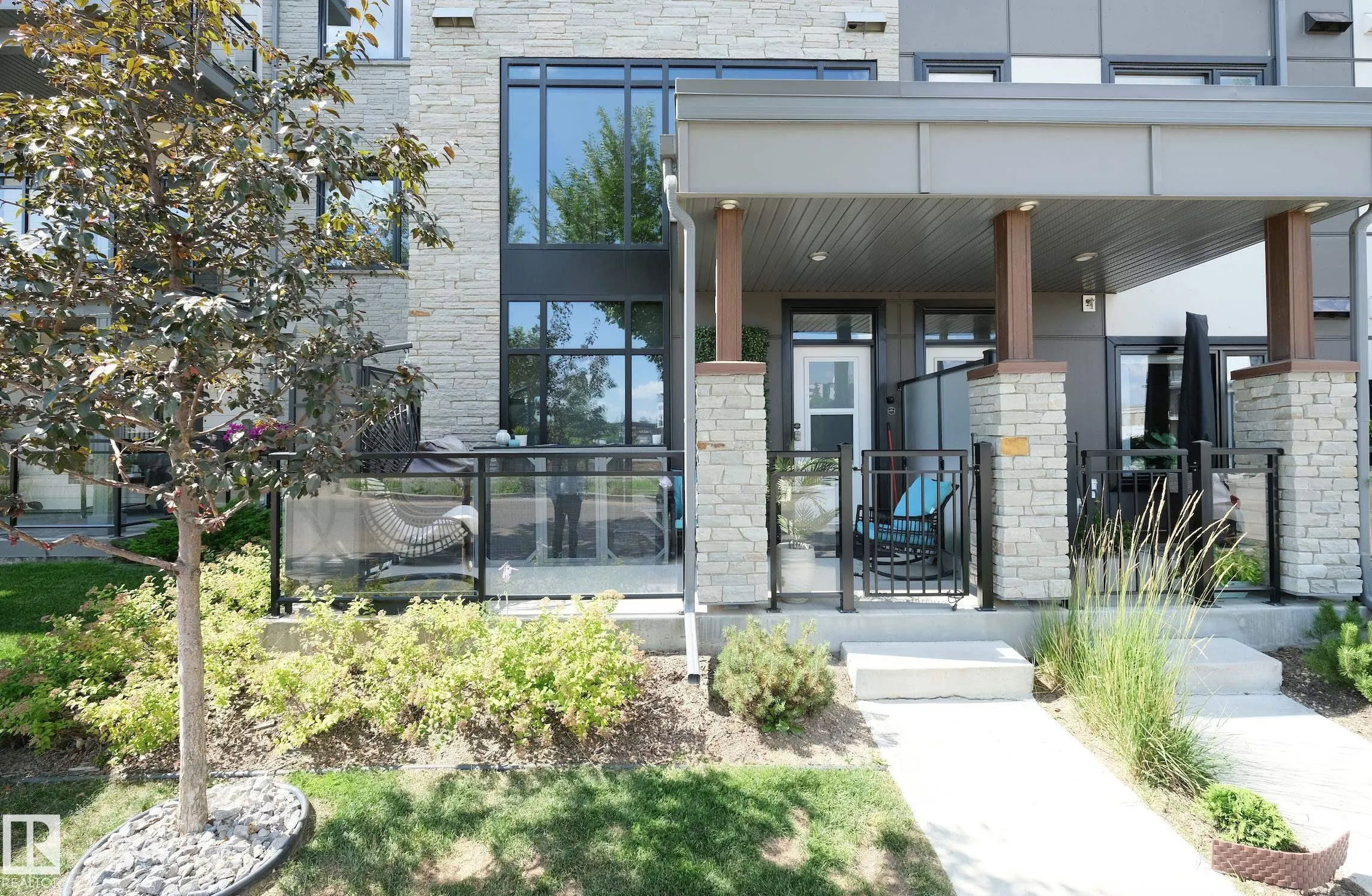 524 GRIESBACH Parade