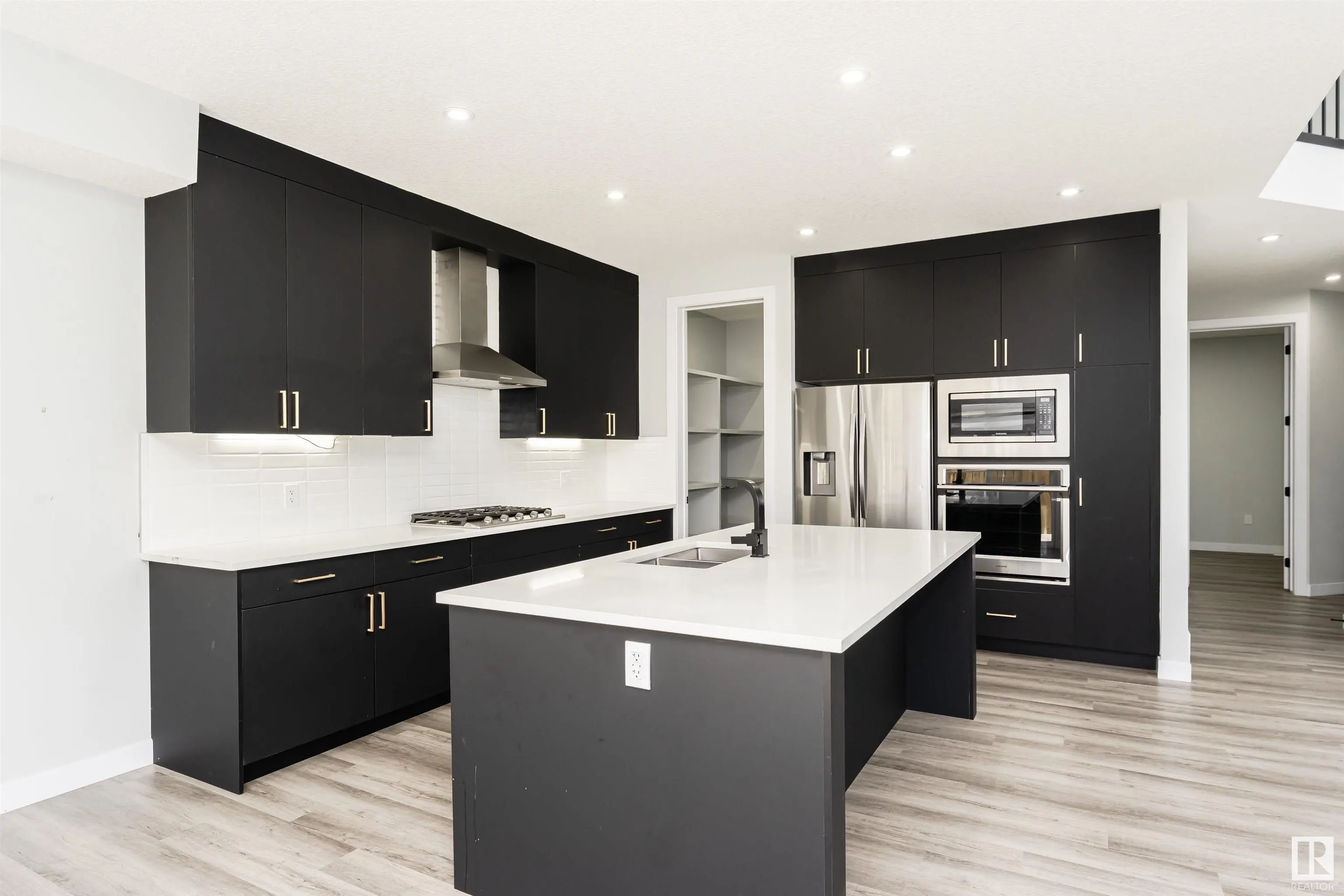 5386 KIMBALL Place