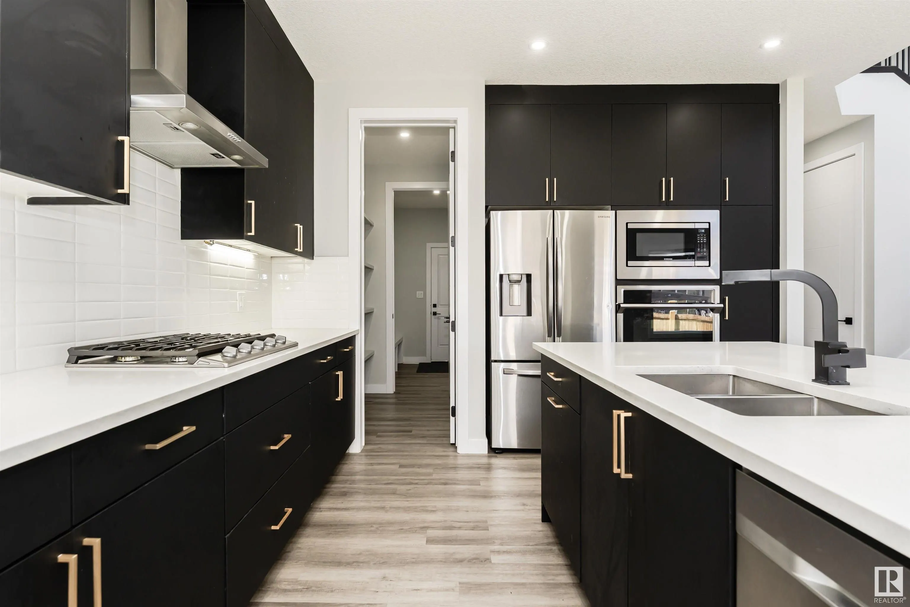 5386 KIMBALL Place
