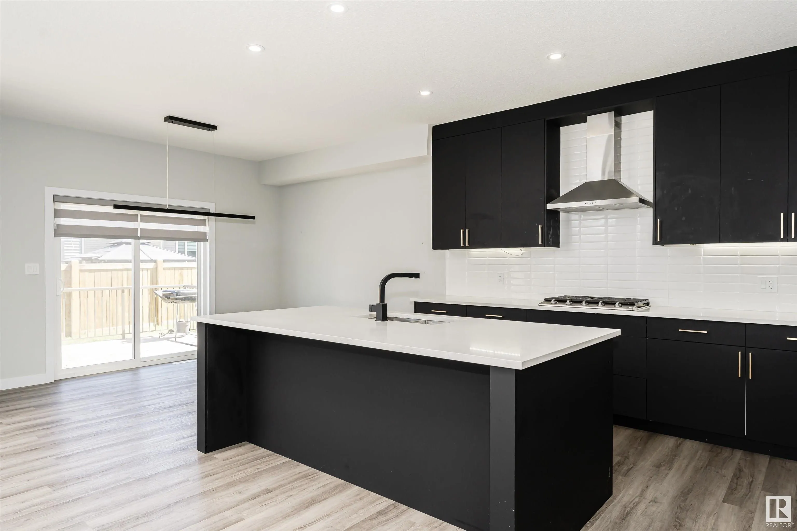 5386 KIMBALL Place