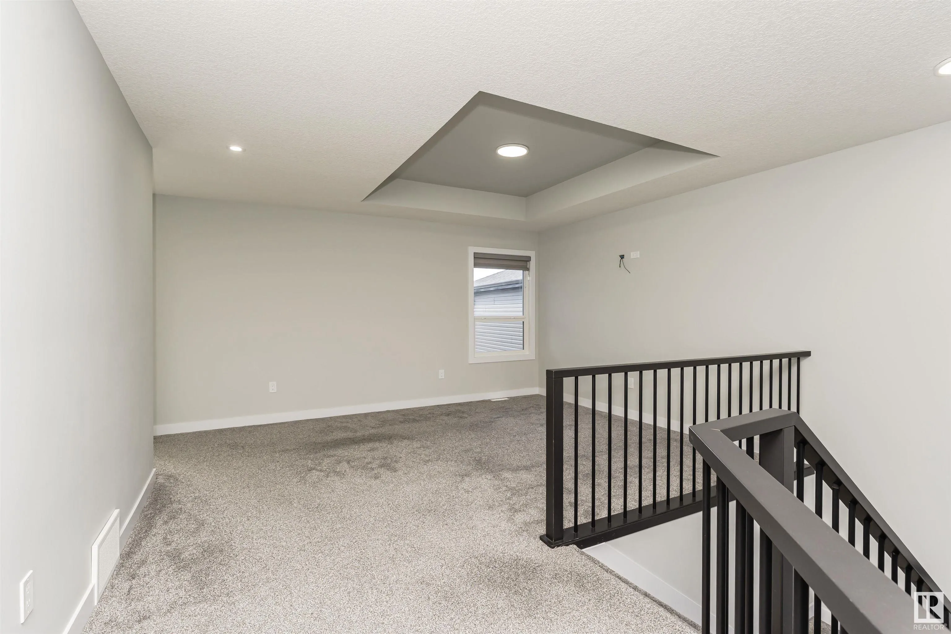 5386 KIMBALL Place