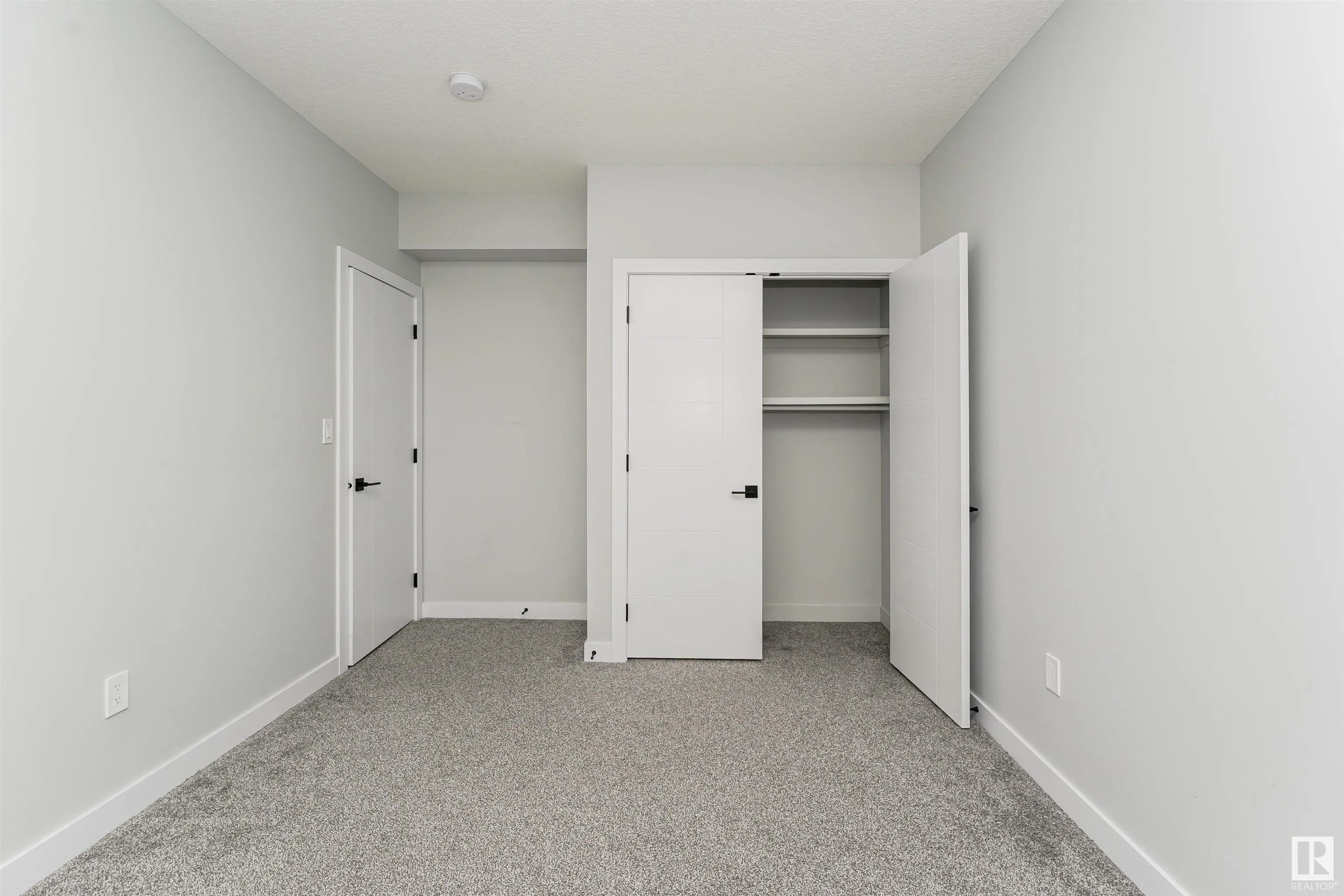 5386 KIMBALL Place