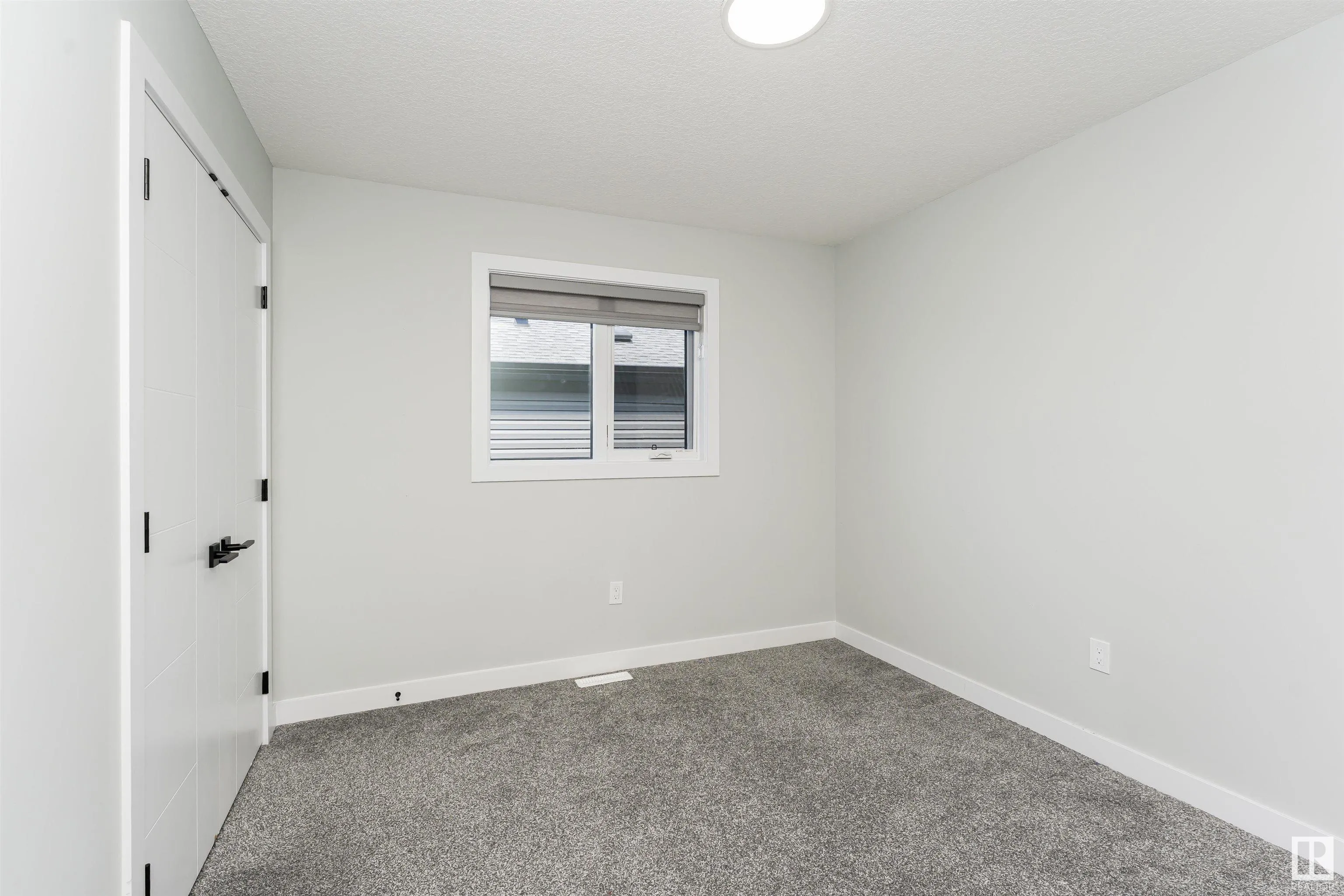 5386 KIMBALL Place
