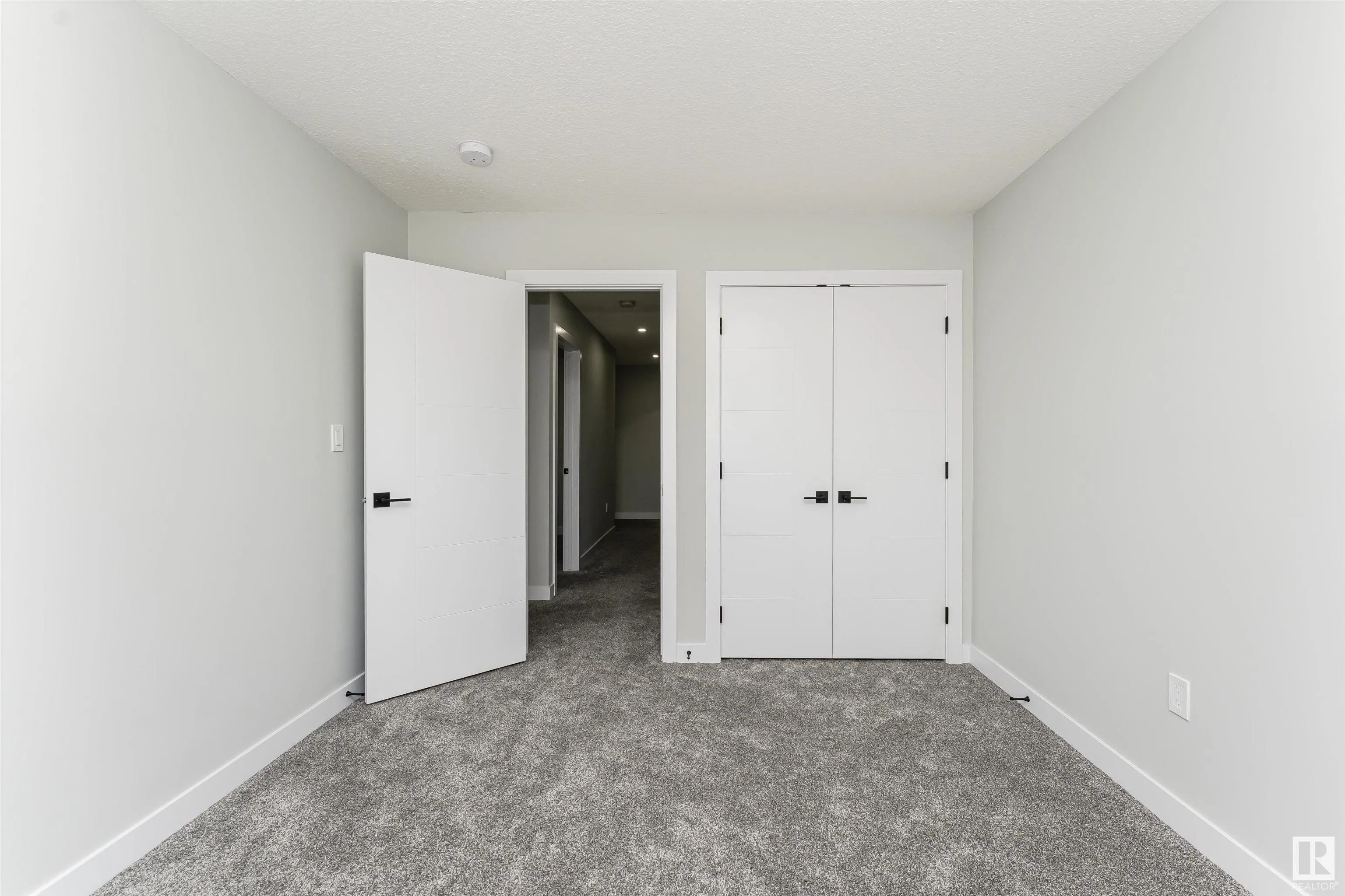 5386 KIMBALL Place