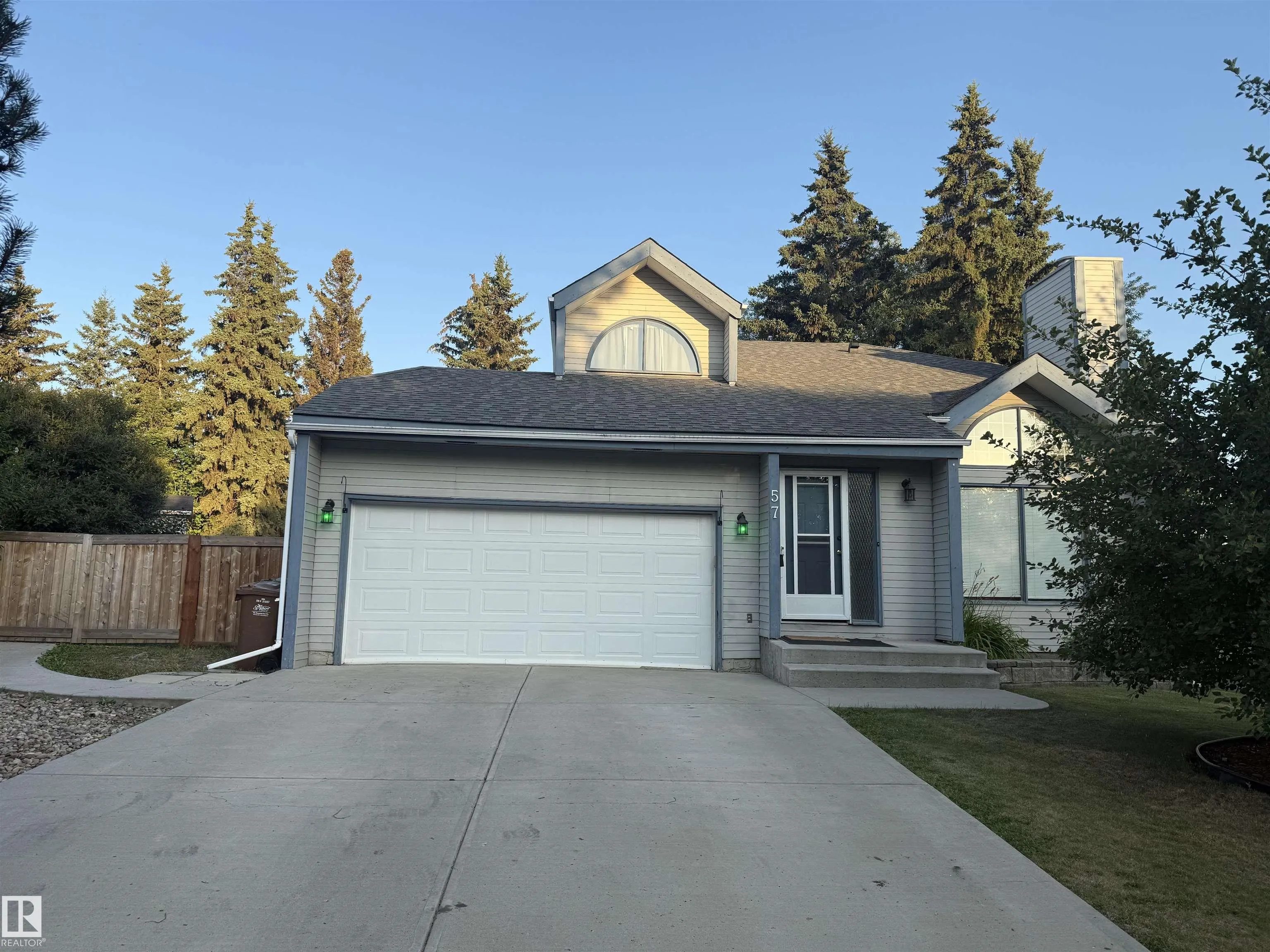 57 WOODCREST Avenue